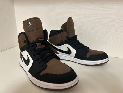 Nike Women's Air Jordan 1 Mid SE "Olive Toe"