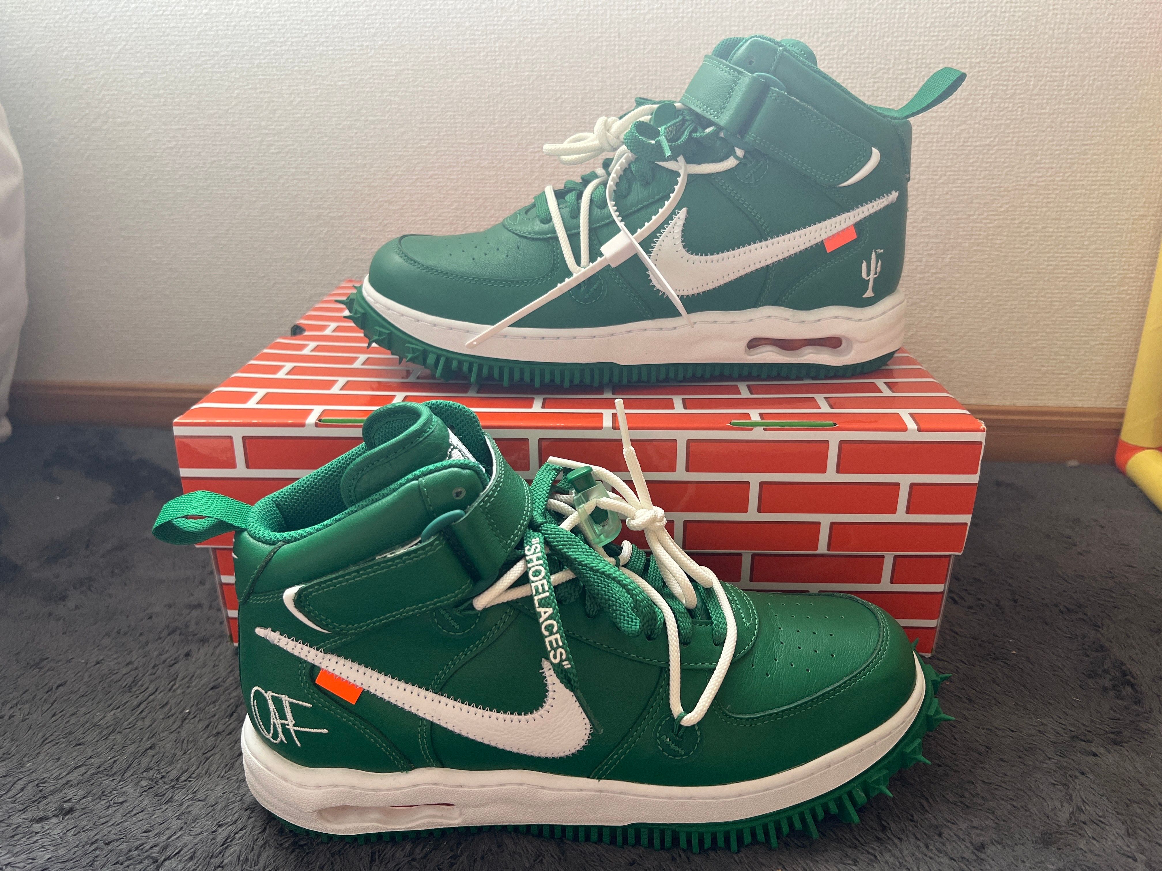 Off-White × Nike Air Force 1 Mid SP LTHR "Pine Green"