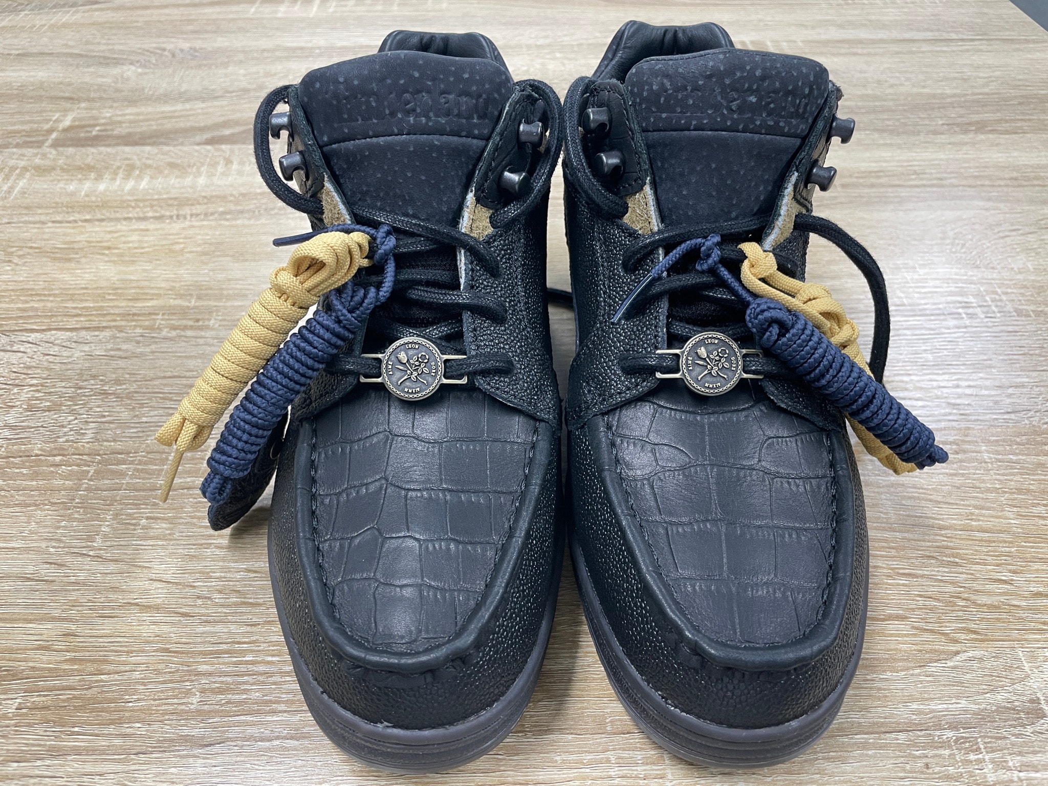 Aime Leon Dore × Timberland GORE-TEX Heritage Moc Toe Mid "Black"