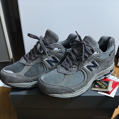 New Balance 2002R GORE-TEX "Castlerock"