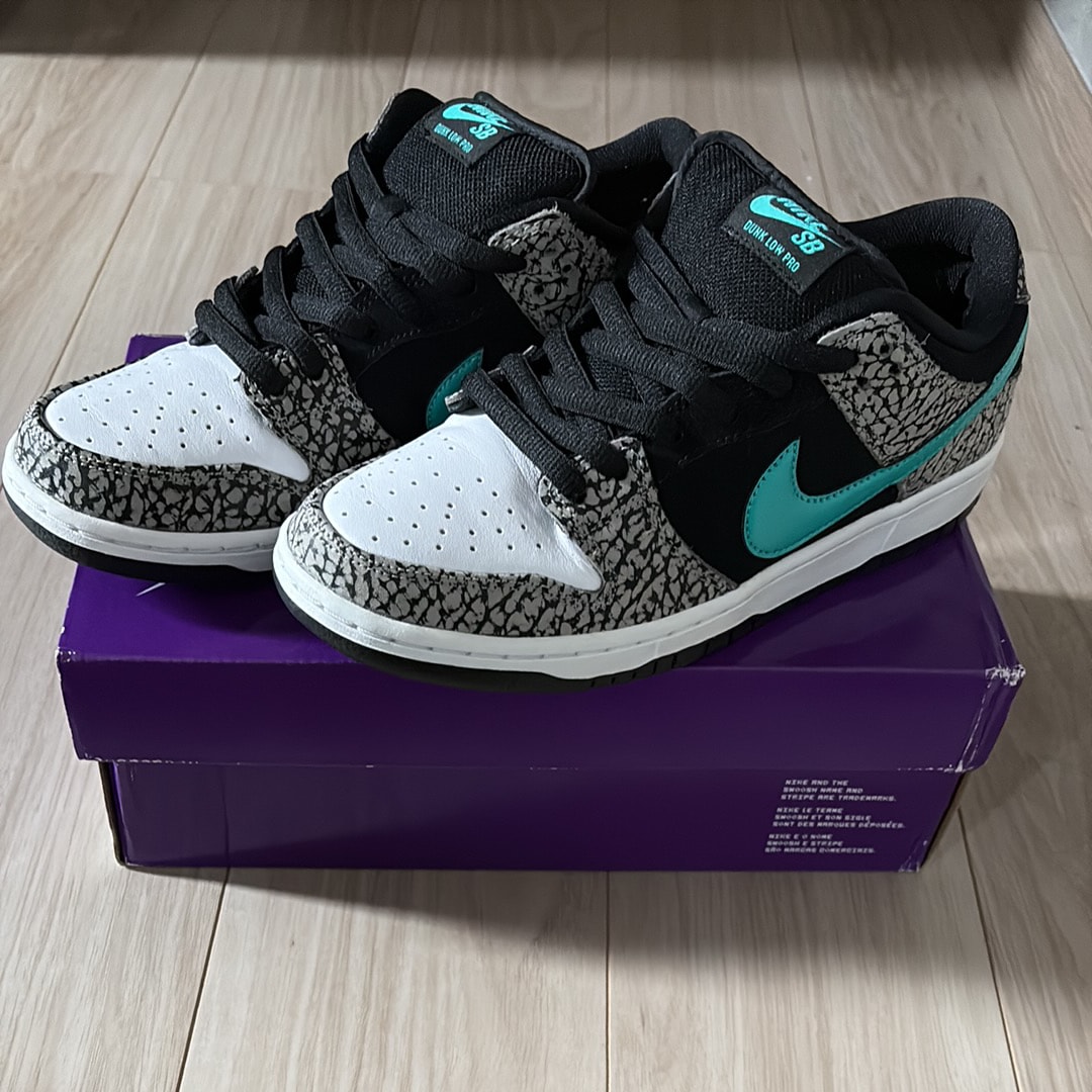Nike SB Dunk Low "Elephant/Safari"