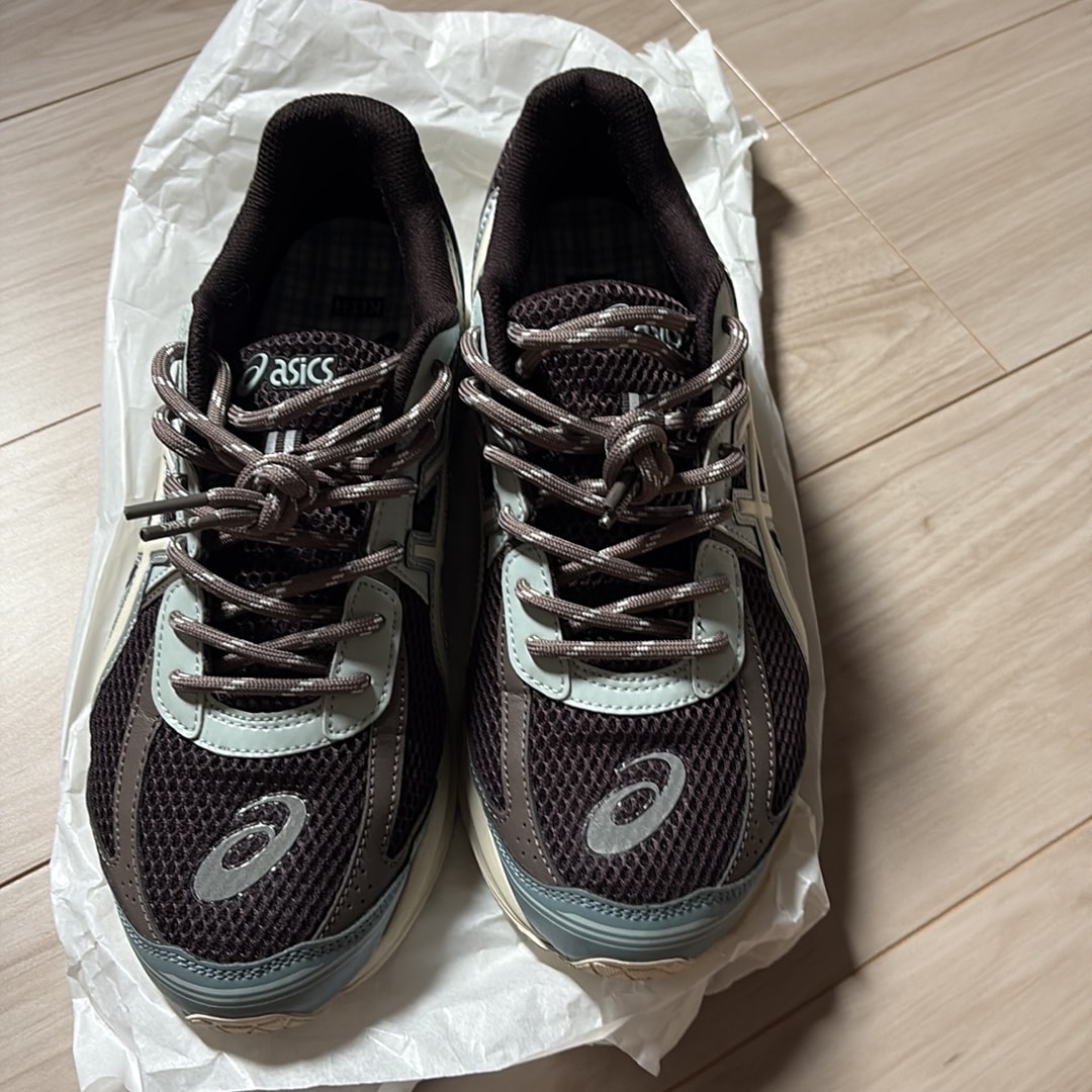 KITH Ronnie Fieg × Asics Jog 100S "Espresso/Vanilla Ice"