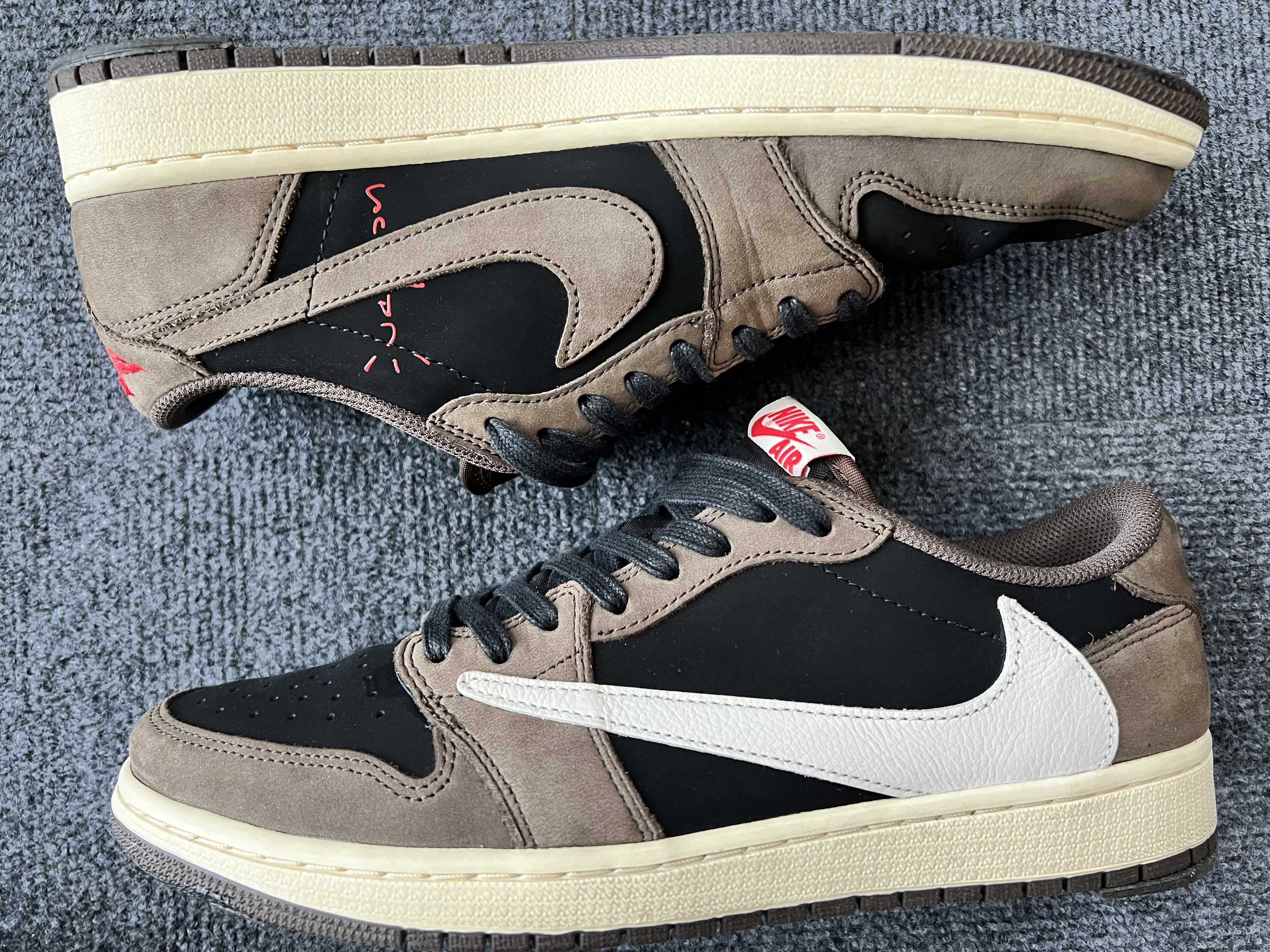 Travis Scott × Nike Air Jordan 1 Low OG SP-T  "Black/Dark Mocha"