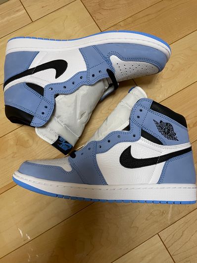 Nike Air Jordan 1 High OG "University Blue"