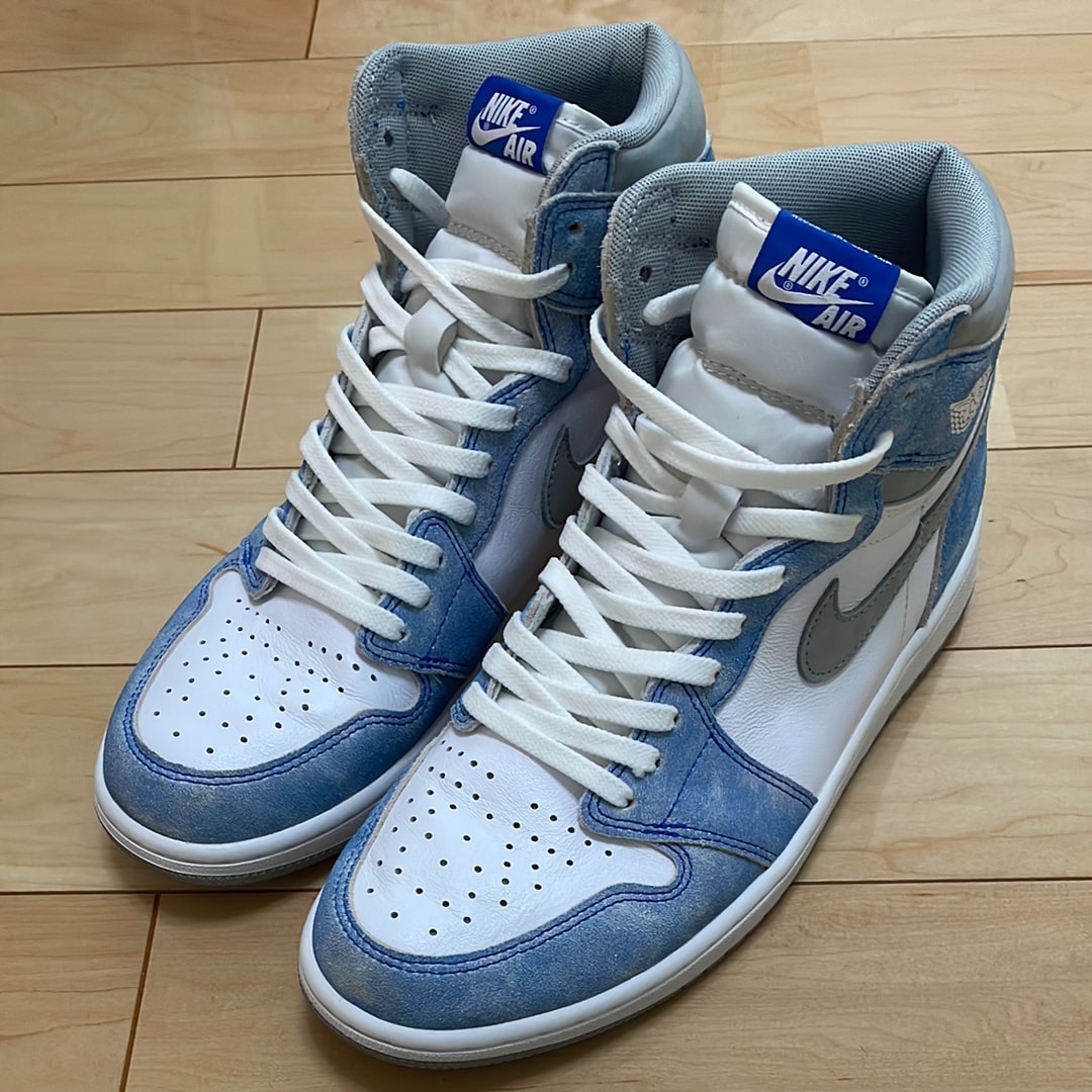 Nike Air Jordan 1 High OG "Hyper Royal"