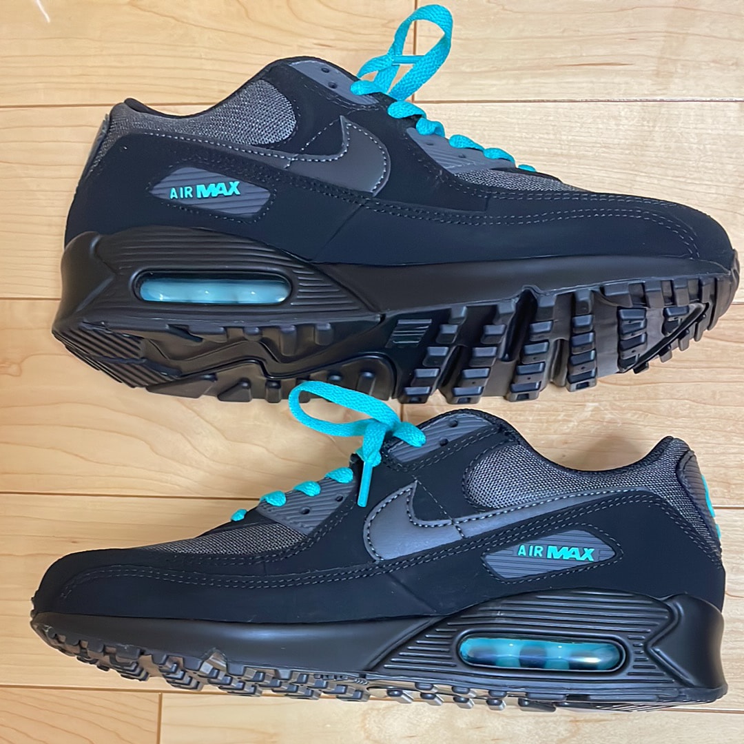 Nike Air Max 90 "Black Tiffany"