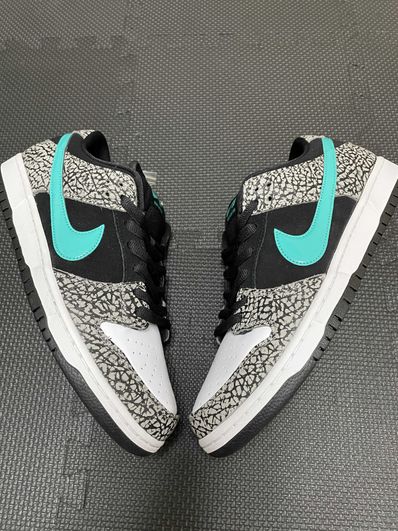 Nike SB Dunk Low "Elephant/Safari"