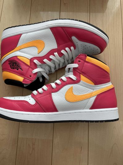 Nike Air Jordan 1 High OG "Light Fusion Red"