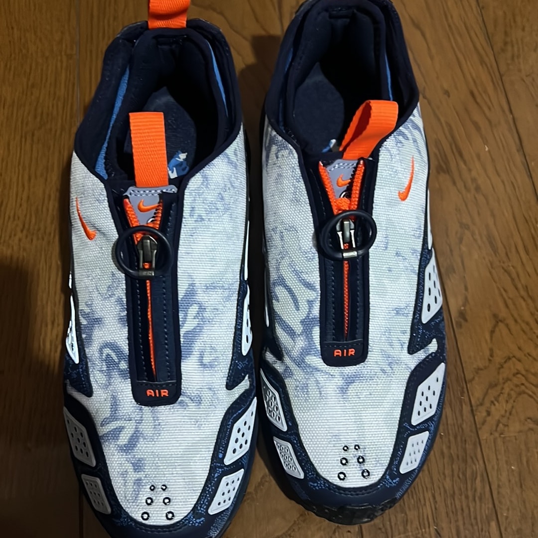 Nike Air Max SNDR SE "Pure Platinum/Obsidian/Light Silver/Safety Orange"