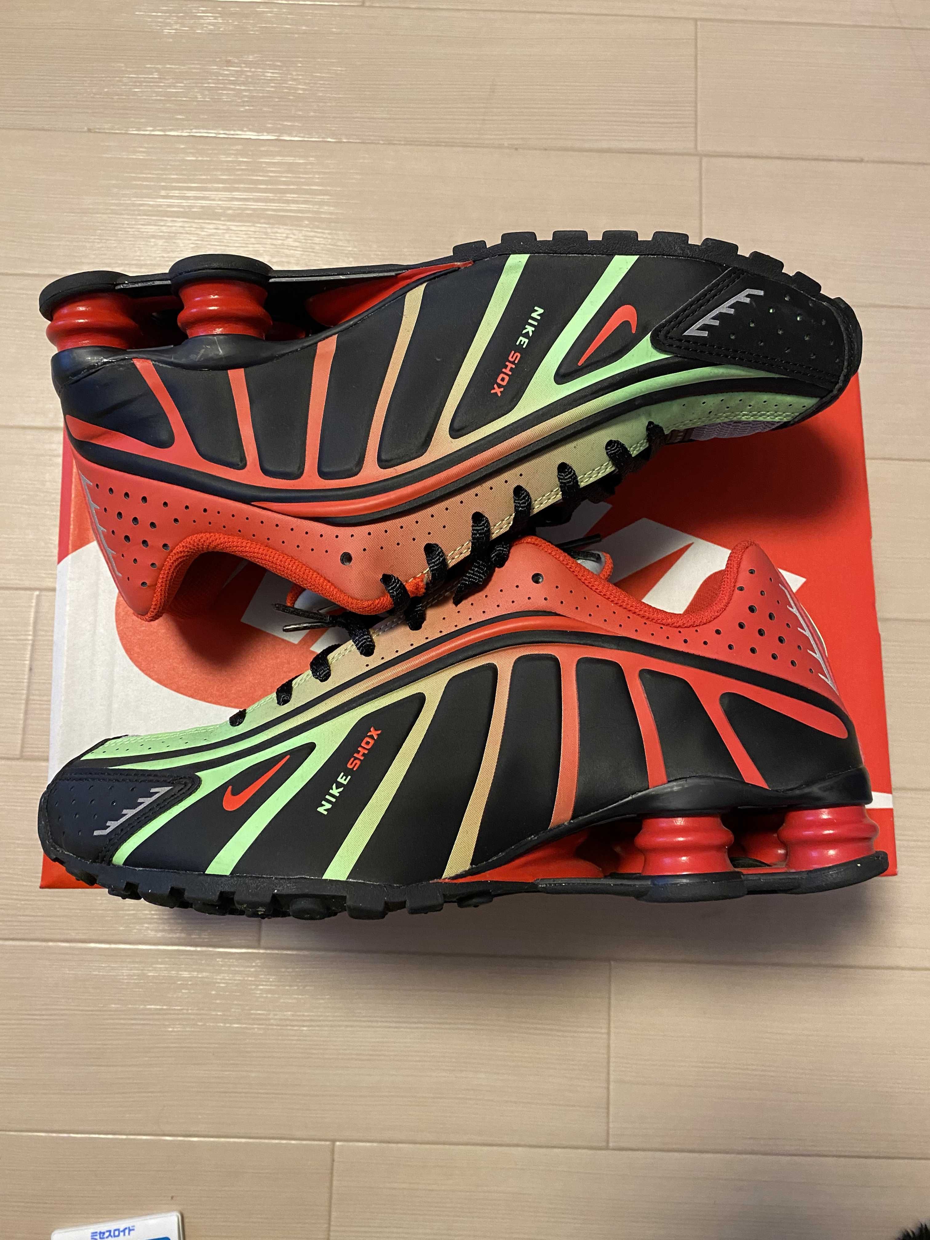 Nike Shox R4 "Neymar Black"