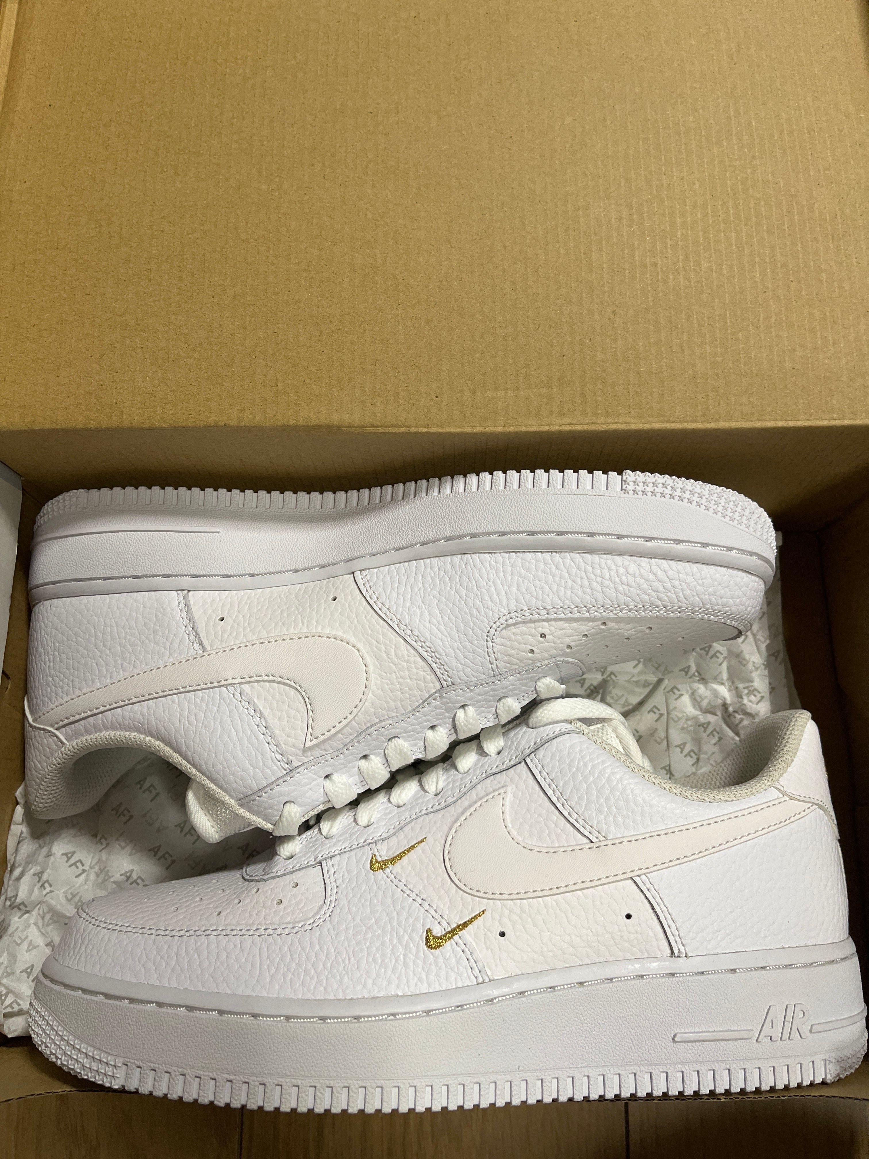 Nike Women's Air Force 1 Low 07 Essential "White/White"