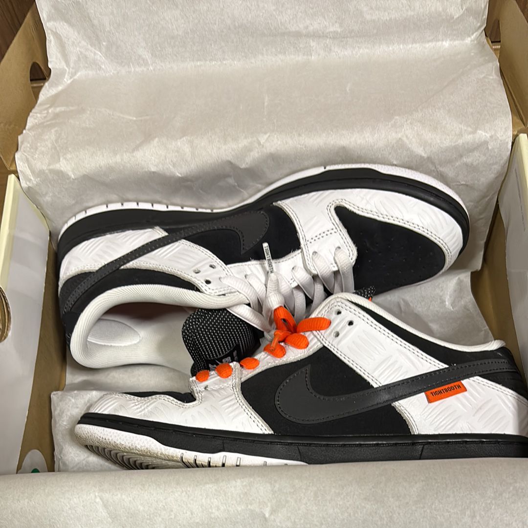 TIGHTBOOTH × Nike SB Dunk Low Pro QS "Black and White"