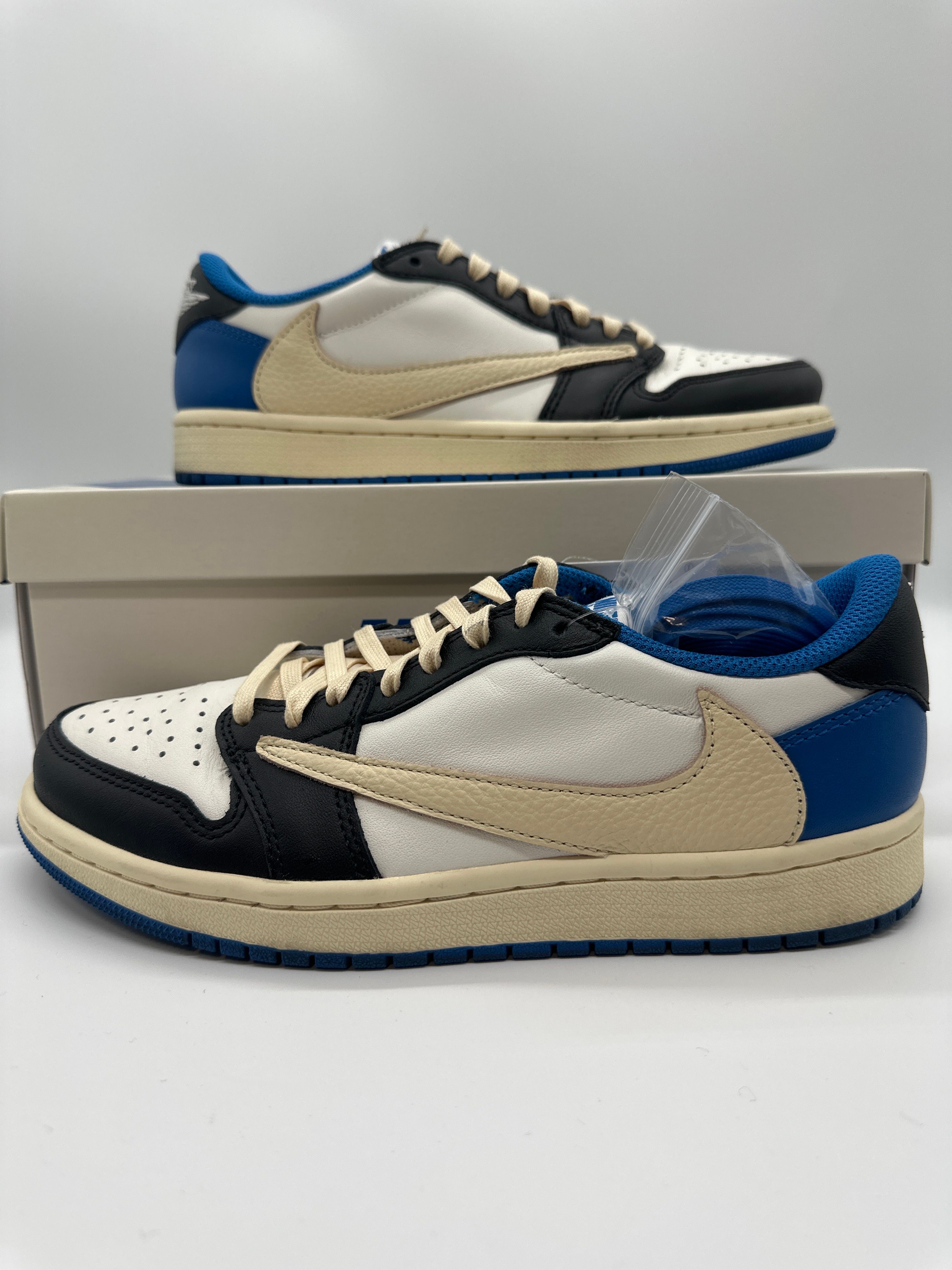Travis Scott × fragment design × Nike Air Jordan 1 Low OG SP "Military Blue"