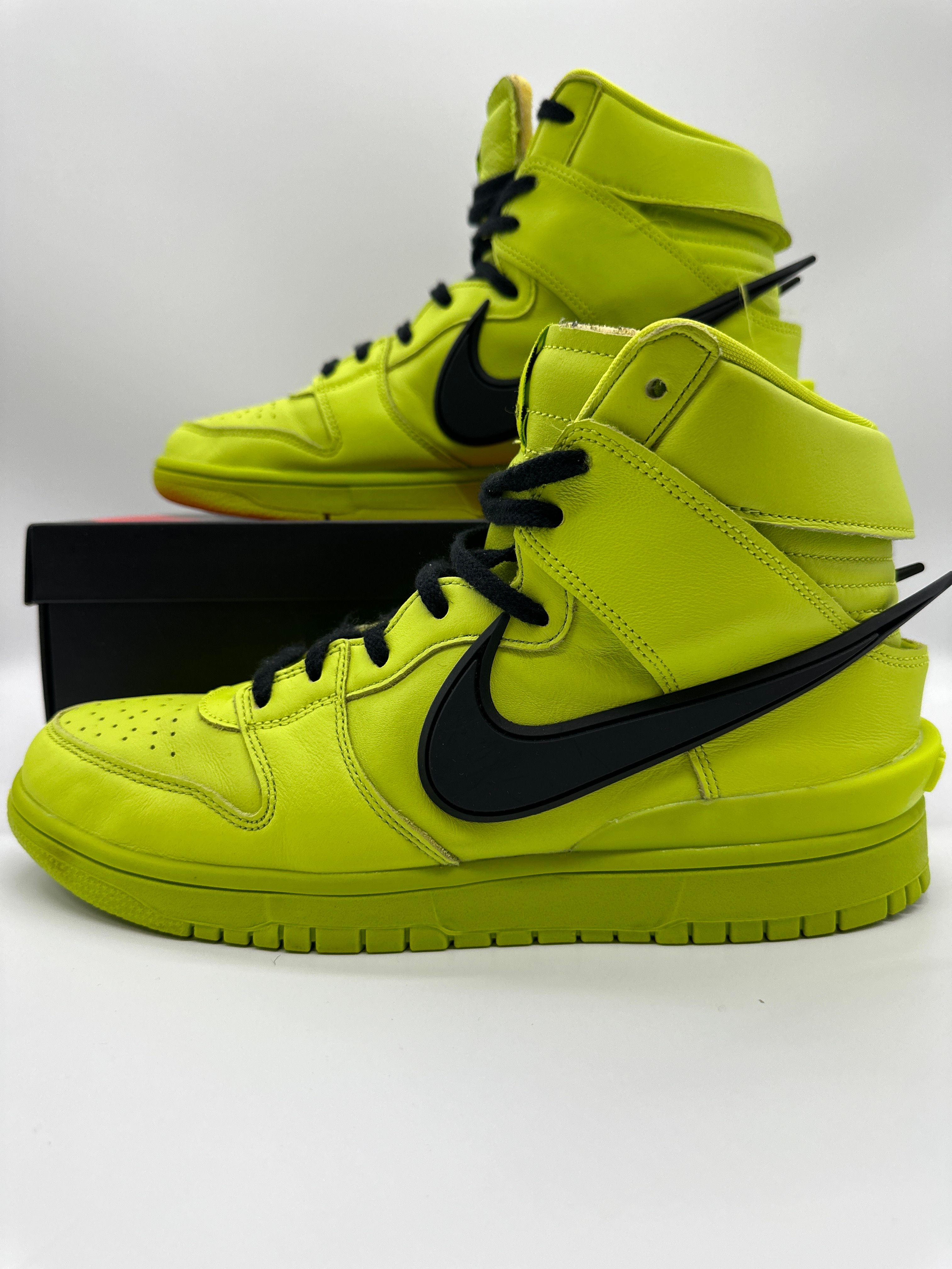 AMBUSH × NIKE DUNK HIGH "FLASH LIME"