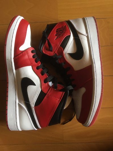 Nike GS Air Jordan 1 Mid "Chicago" (2020)