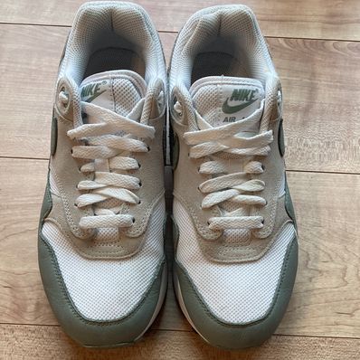 Nike Air Max 1 "Mica Green"