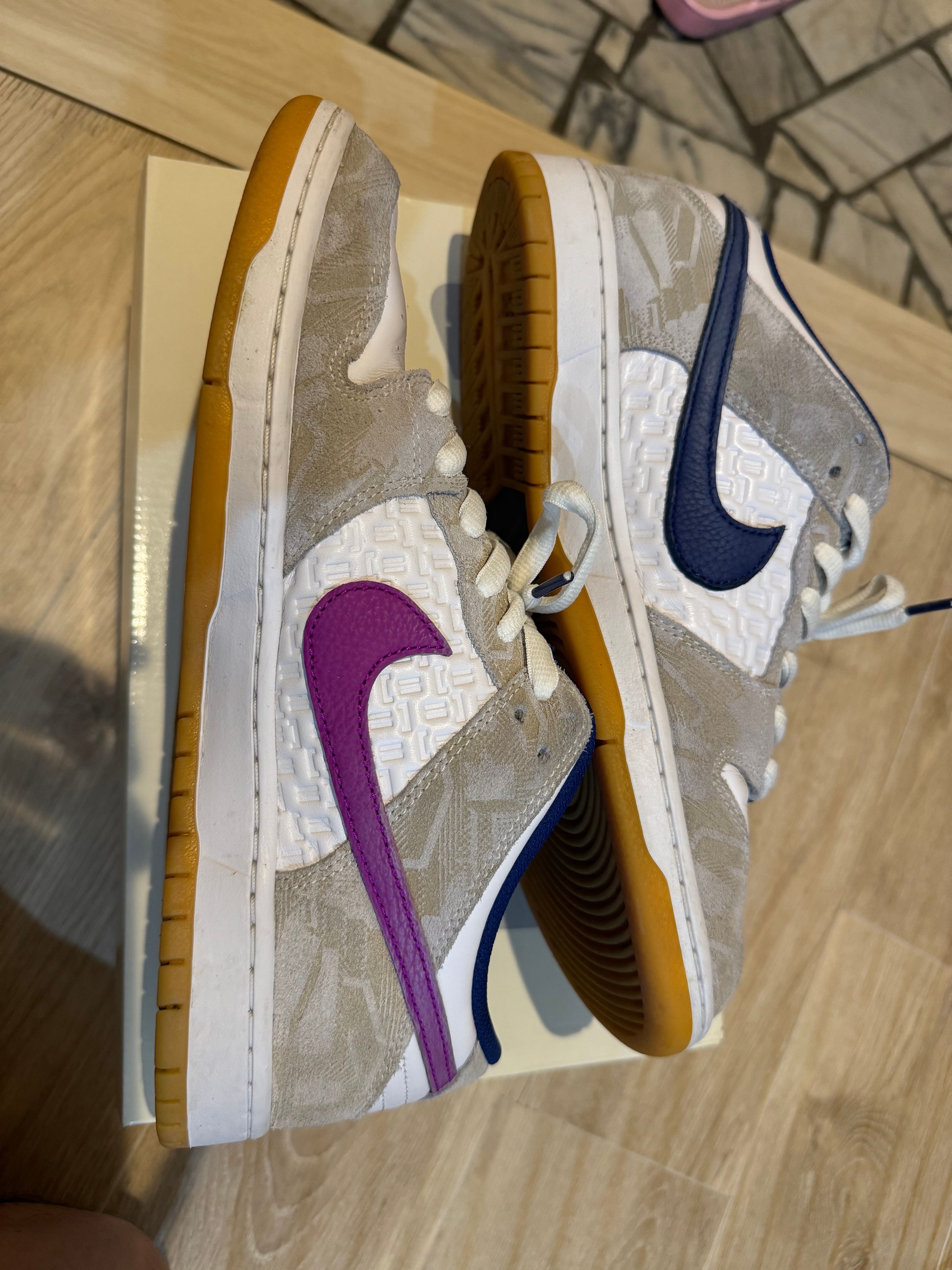 Rayssa Leal × Nike SB Dunk Low PRM "Pure Platinum and Vivid Purple"