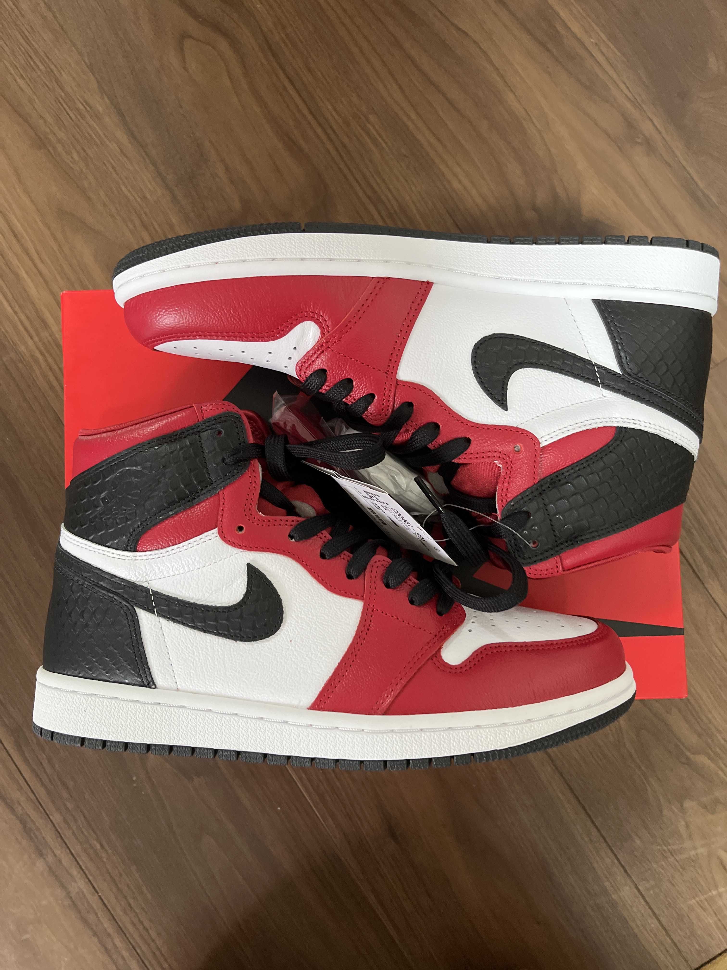 Nike Women's Air Jordan 1 High OG "Satin Red"