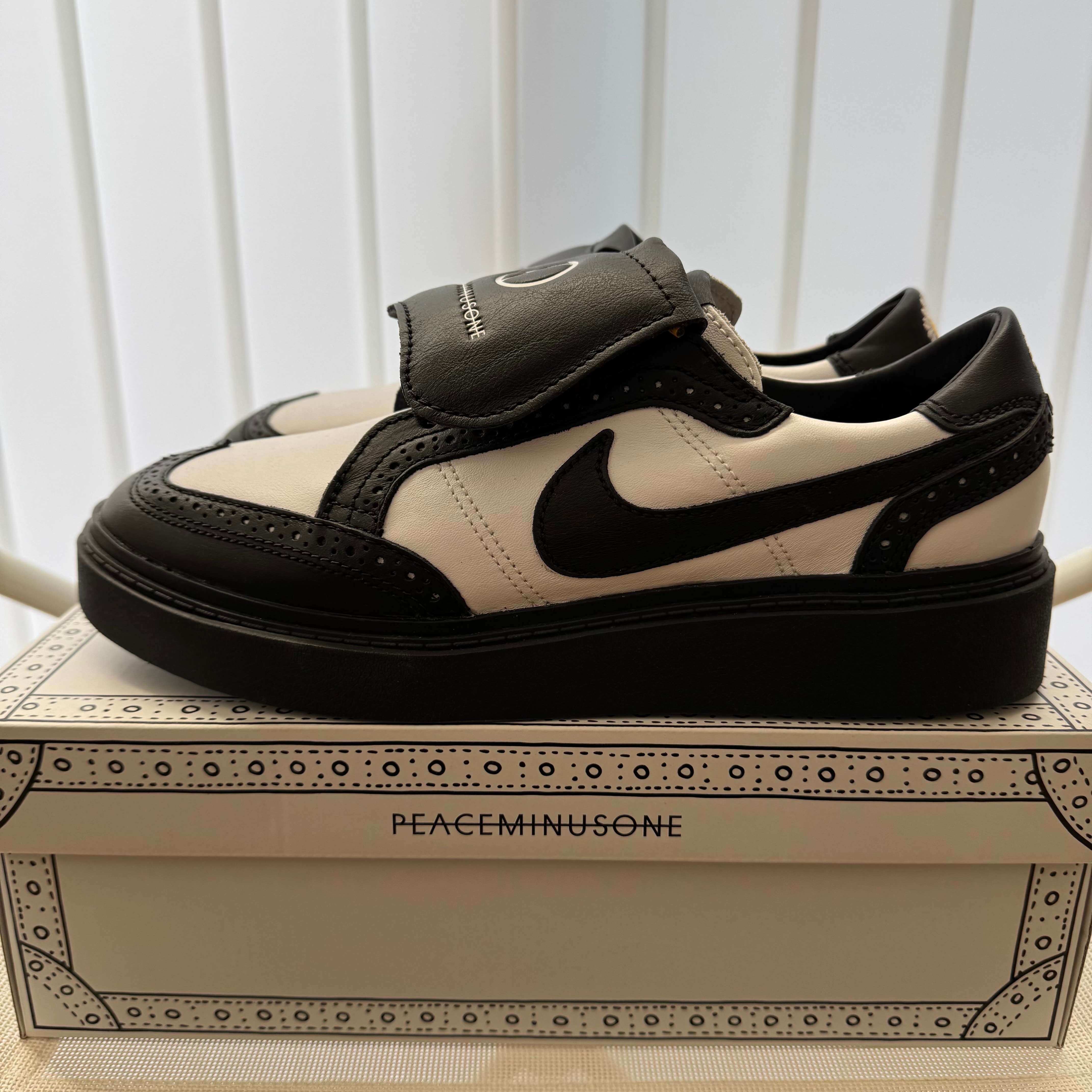 PEACEMINUSONE × Nike Kwondo 1 "Black and White" / G-DRAGON