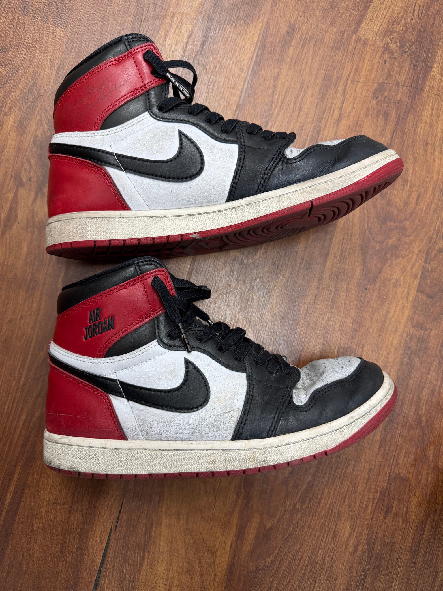 Nike Air Jordan 1 Retro High OG "Black Toe Reimagined"