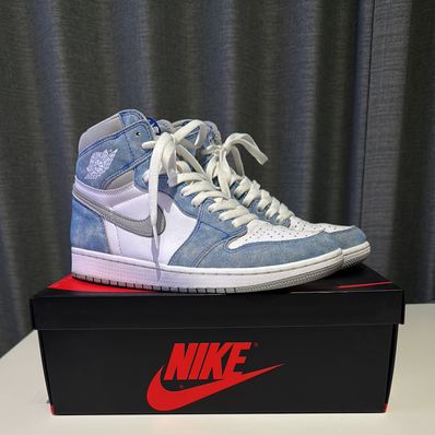 Nike Air Jordan 1 High OG "Hyper Royal"