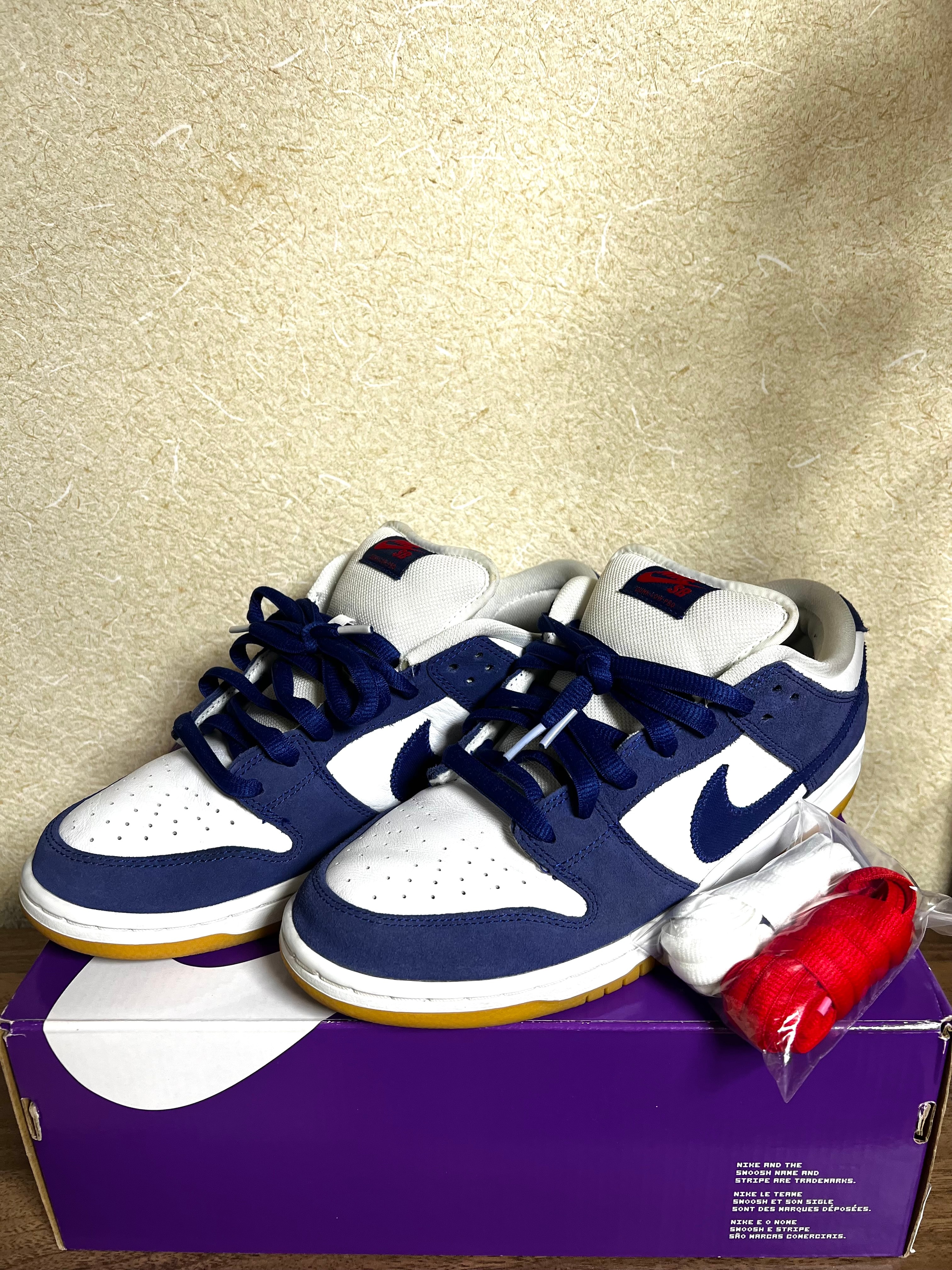 Nike SB Dunk Low "Los Angeles Dodgers/Deep Royal Blue"