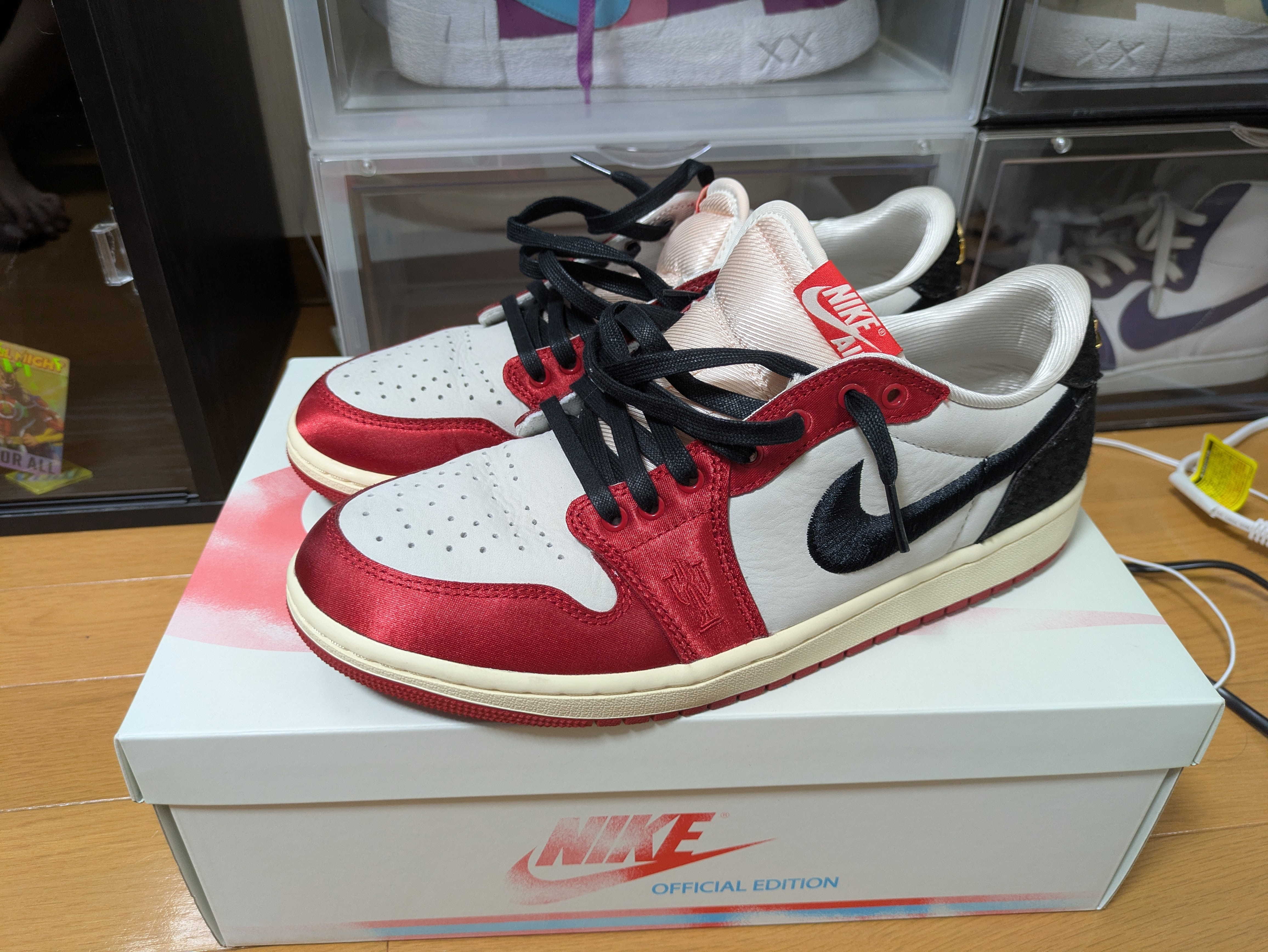 Trophy Room × Nike Air Jordan 1 Low OG "Sail and Varsity Red"