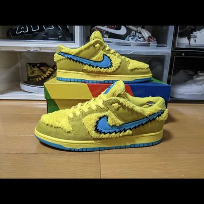 Grateful Dead × Nike SB Dunk Low "Yellow Bear"