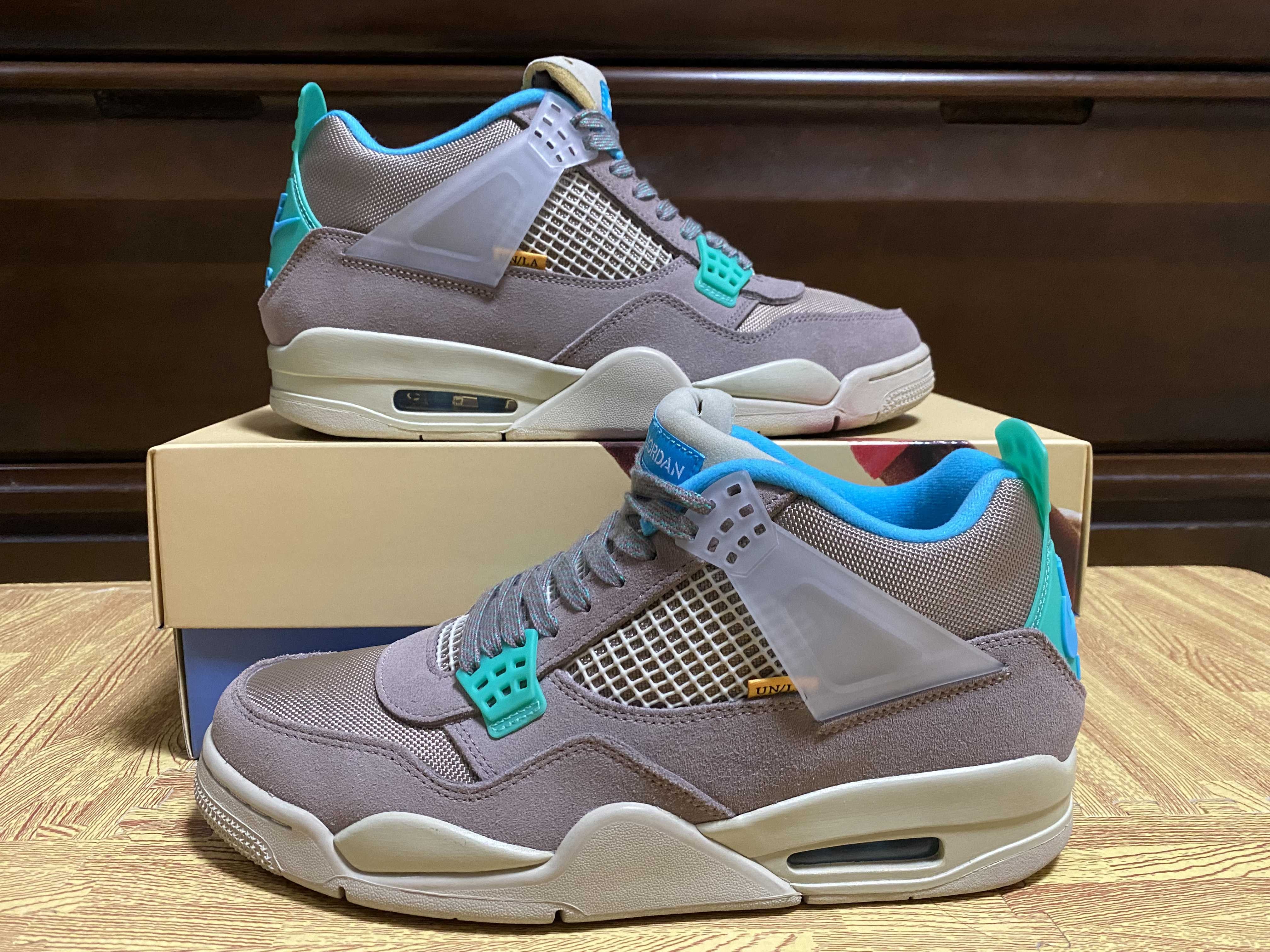 UNION × NIKE AIR JORDAN 4 SP "TAUPE HAZE"