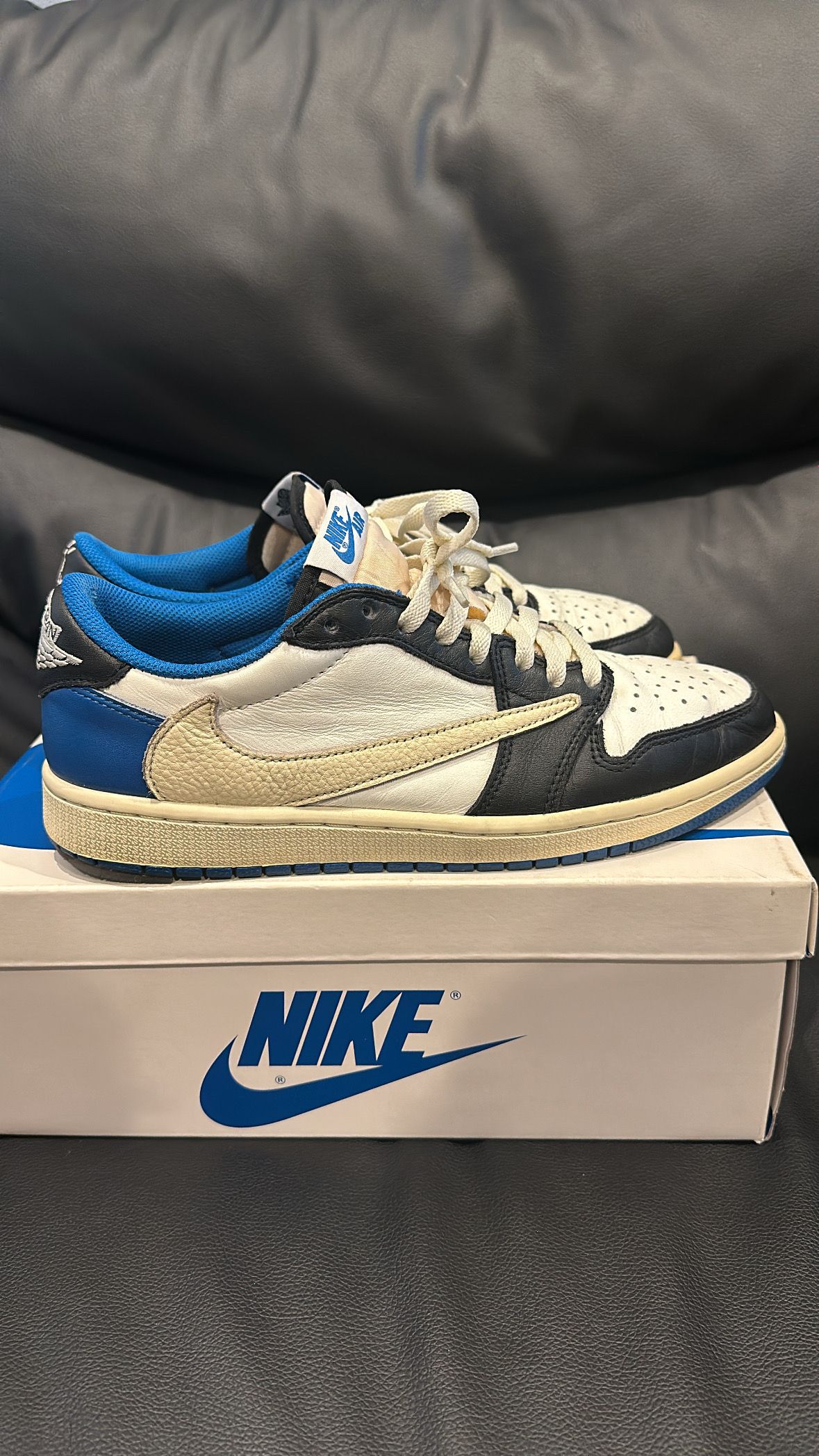 Travis Scott × fragment design × Nike Air Jordan 1 Low OG SP "Military Blue"