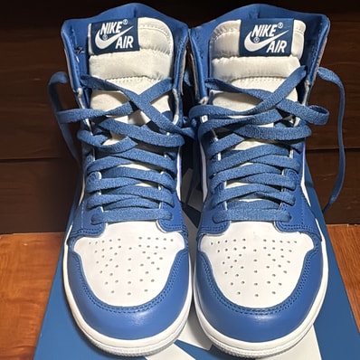 Nike Air Jordan 1 High OG "True Blue"