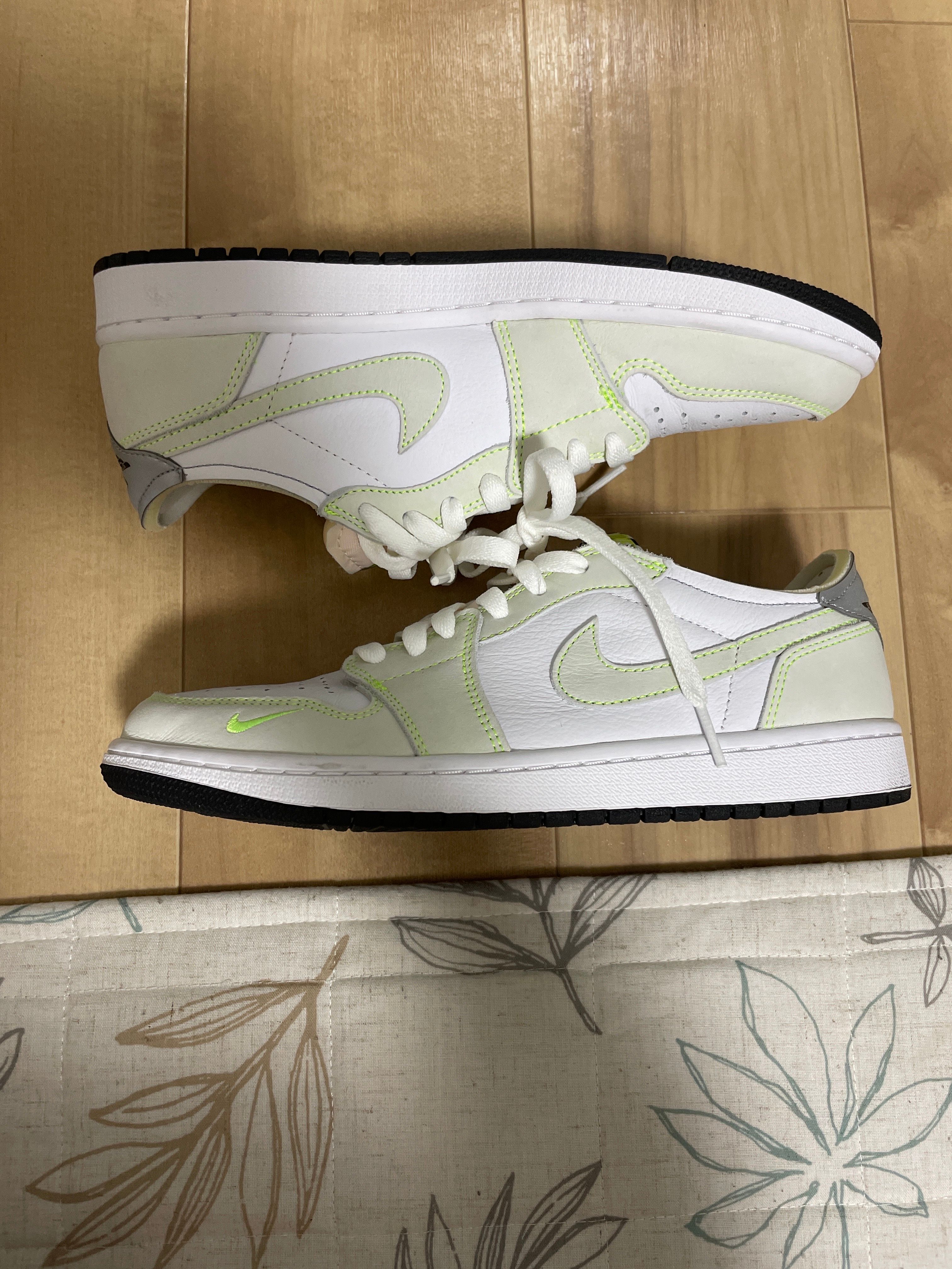 Nike Air Jordan 1 Low OG "Ghost Green"
