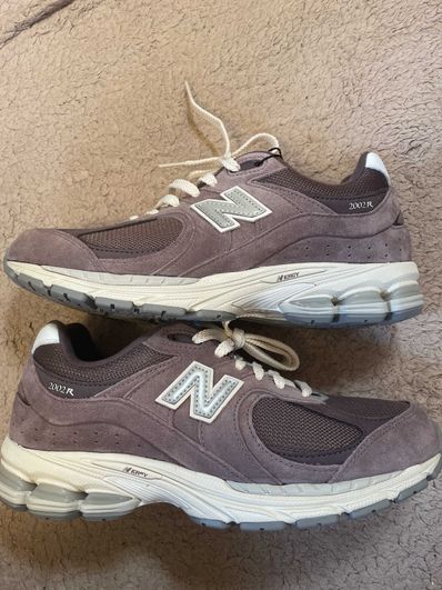 New Balance 2002R "Black Fig"