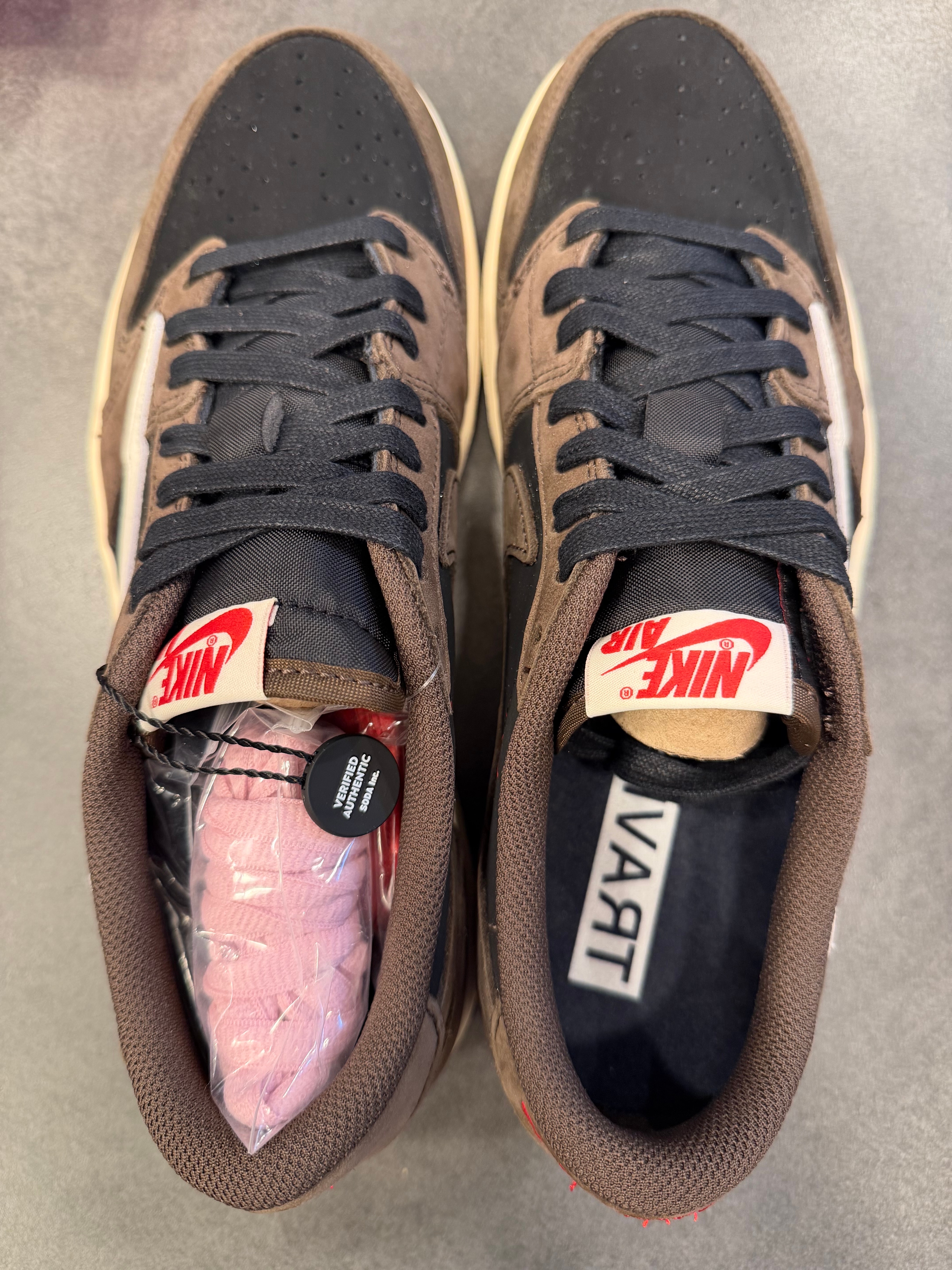 Travis Scott × Nike Air Jordan 1 Low OG SP-T  "Black/Dark Mocha"
