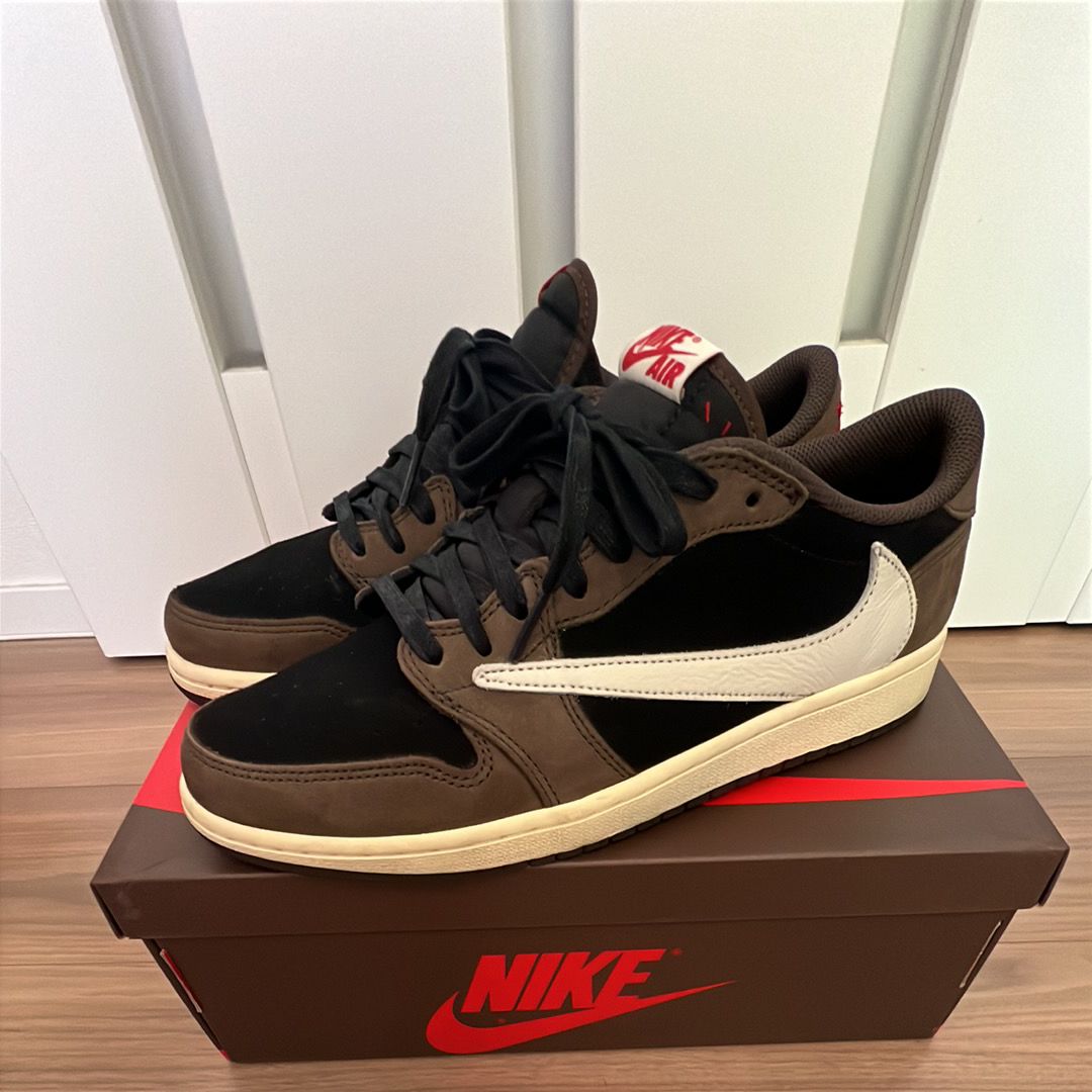 Travis Scott × Nike Air Jordan 1 Low OG SP-T  "Black/Dark Mocha"