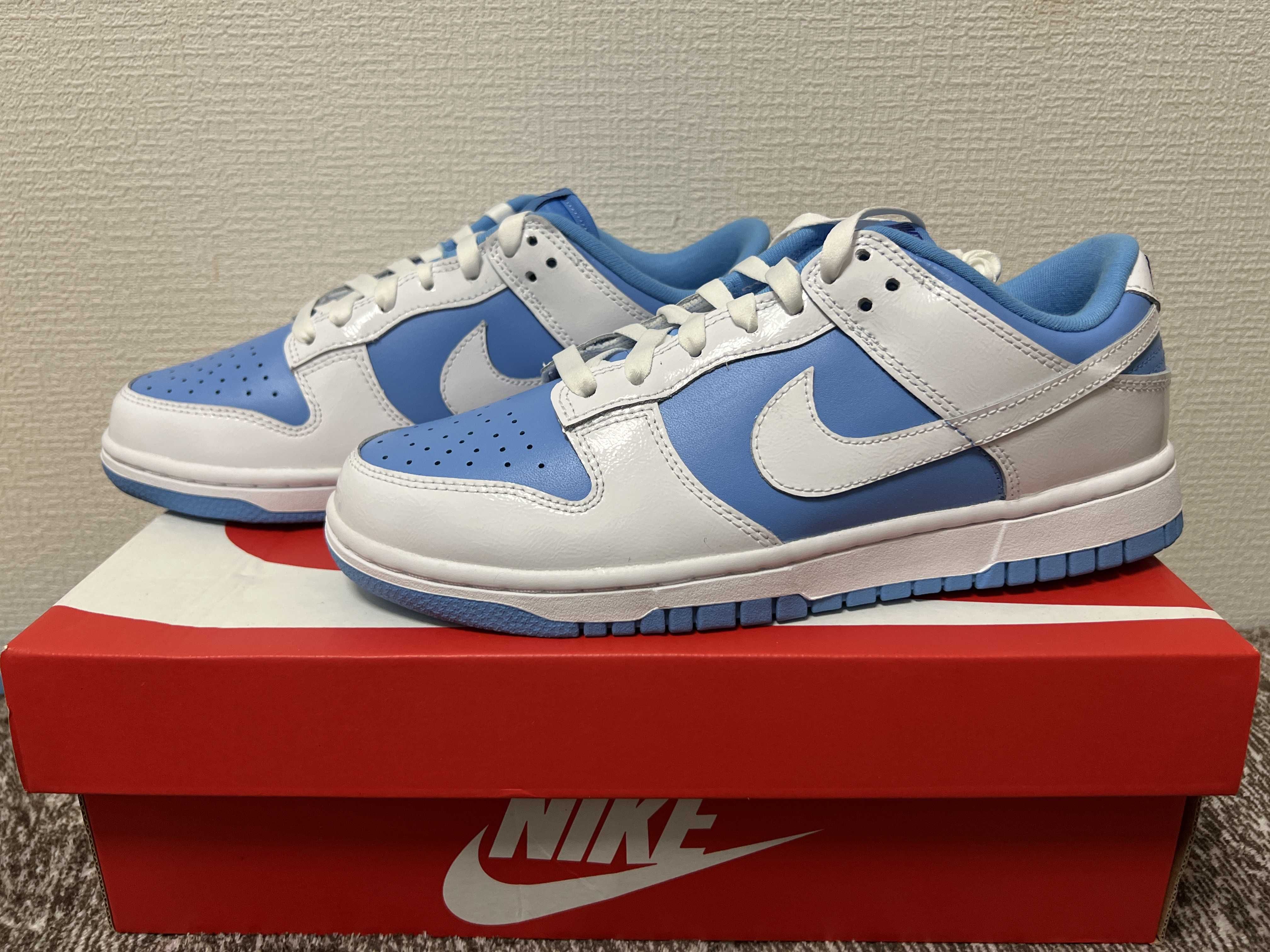 Nike Women's Dunk Low "Reverse UNC"