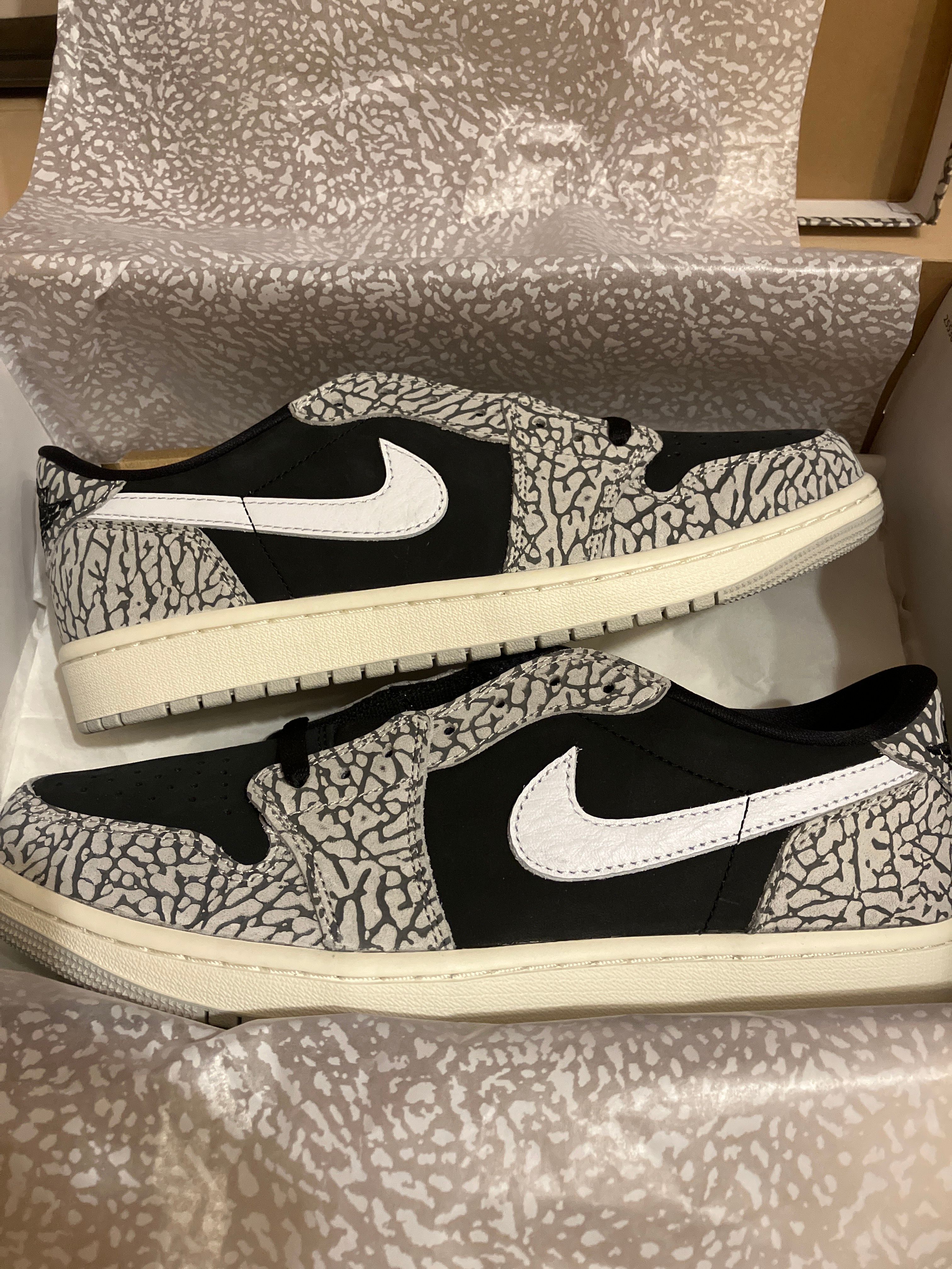 Nike Air Jordan 1 Retro Low OG "Black Cement"