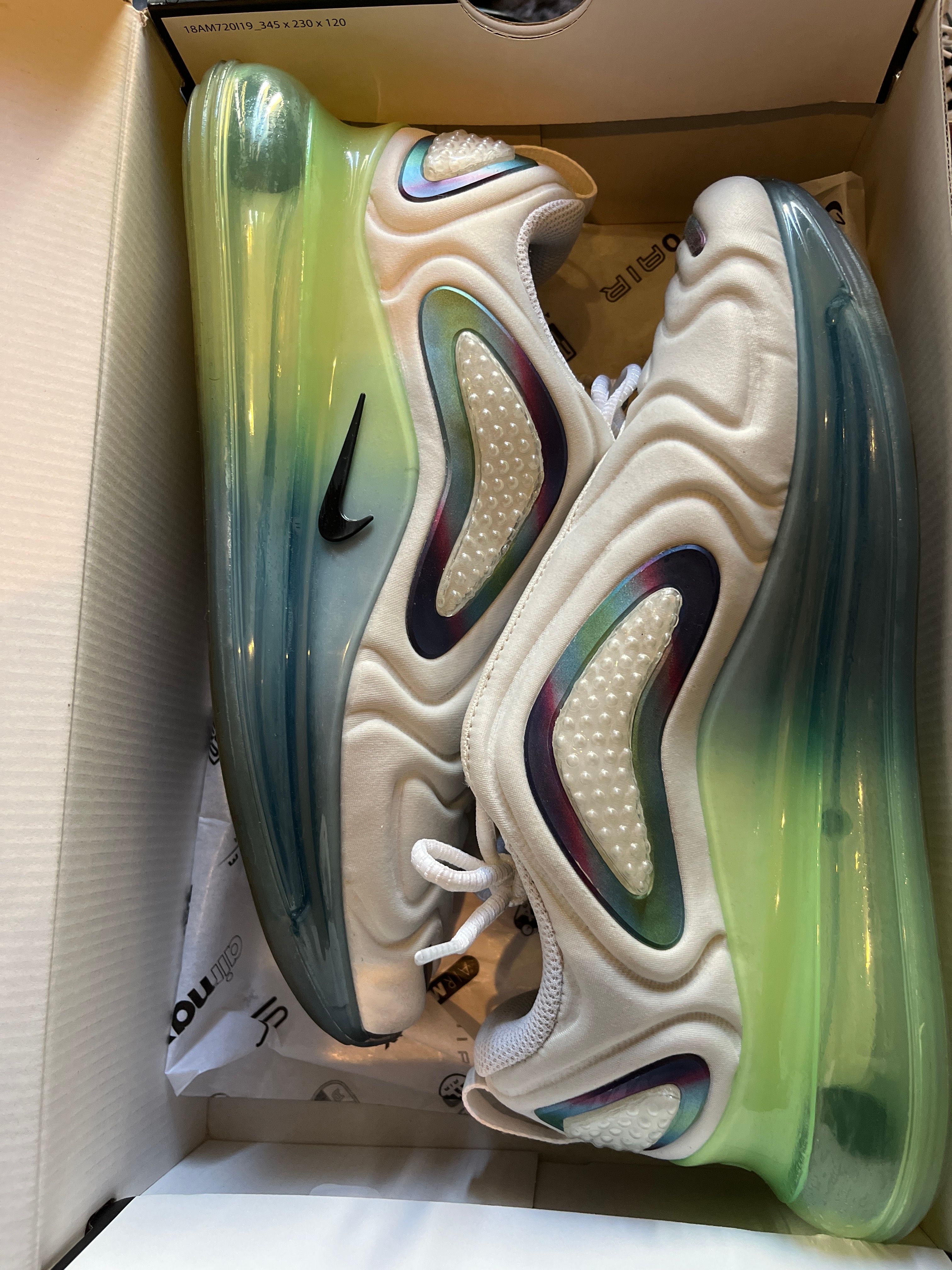 NIKE AIR MAX 720 20 "BUBBLE PACK"