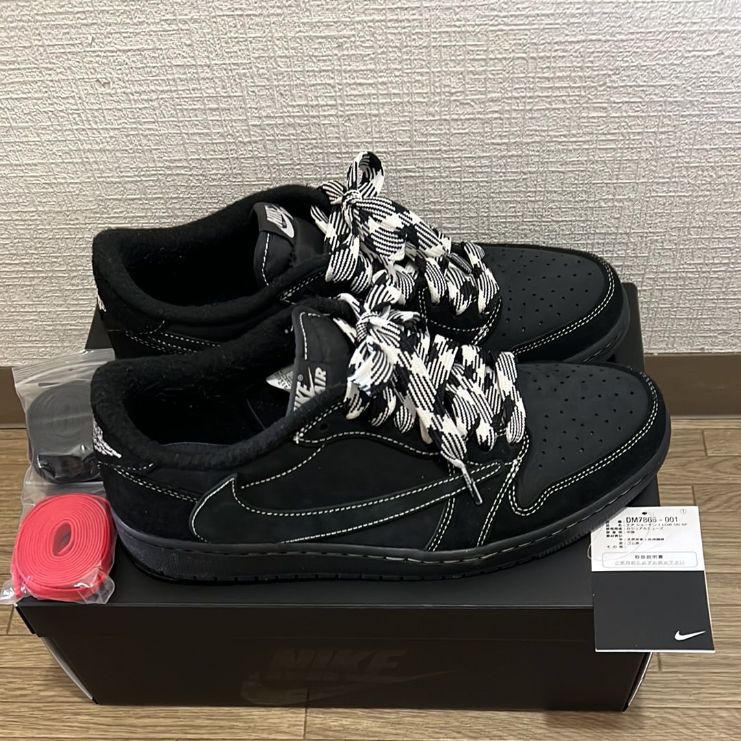 Travis Scott × Nike Air Jordan 1 Low OG SP "Black Phantom"