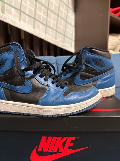 Nike Air Jordan 1 Retro High OG "Dark Marina Blue"