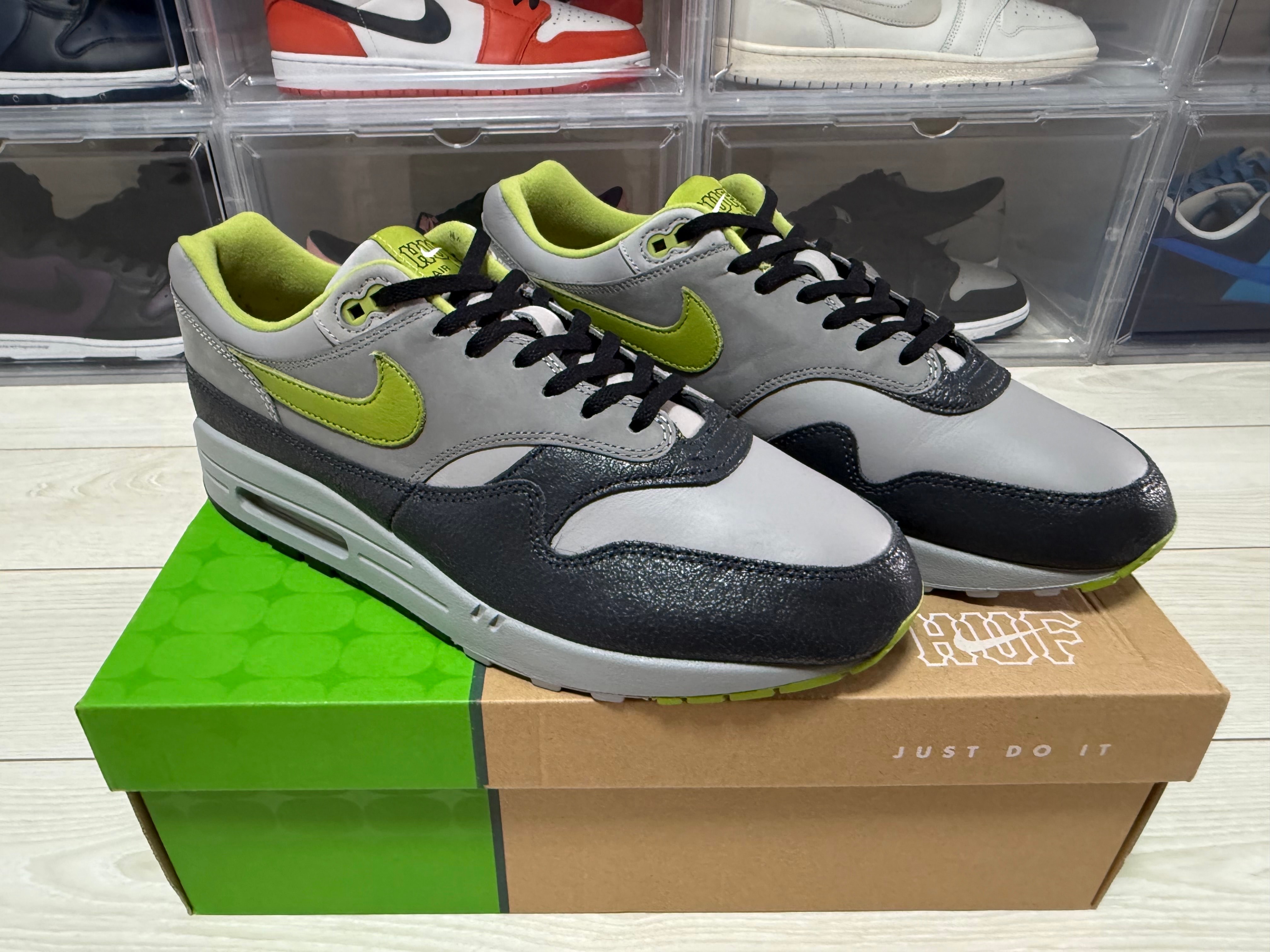 HUF × Nike Air Max 1 "Anthracite and Medium Grey"