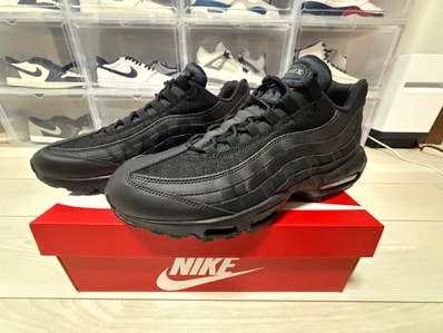 Nike Air Max 95 Essential "Black/Dark Grey/Black"