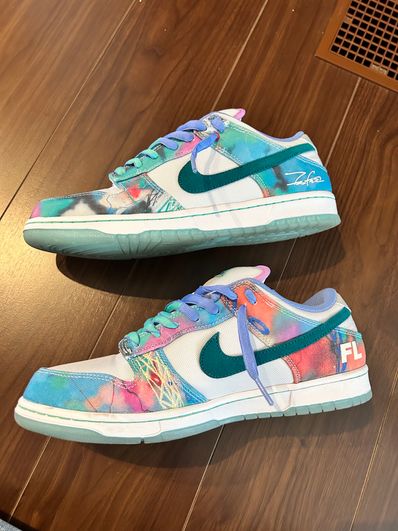 Futura × Nike SB Dunk Low "White and Geode Teal"