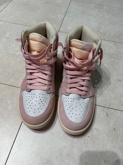 Nike Women's Air Jordan 1 Retro High OG "Washed Pink"