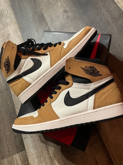 Nike Air Jordan 1 RETRO High "Rookie of The Year"