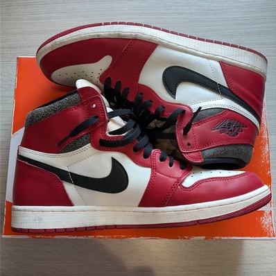 Nike Air Jordan 1 High OG "Lost & Found/Chicago"