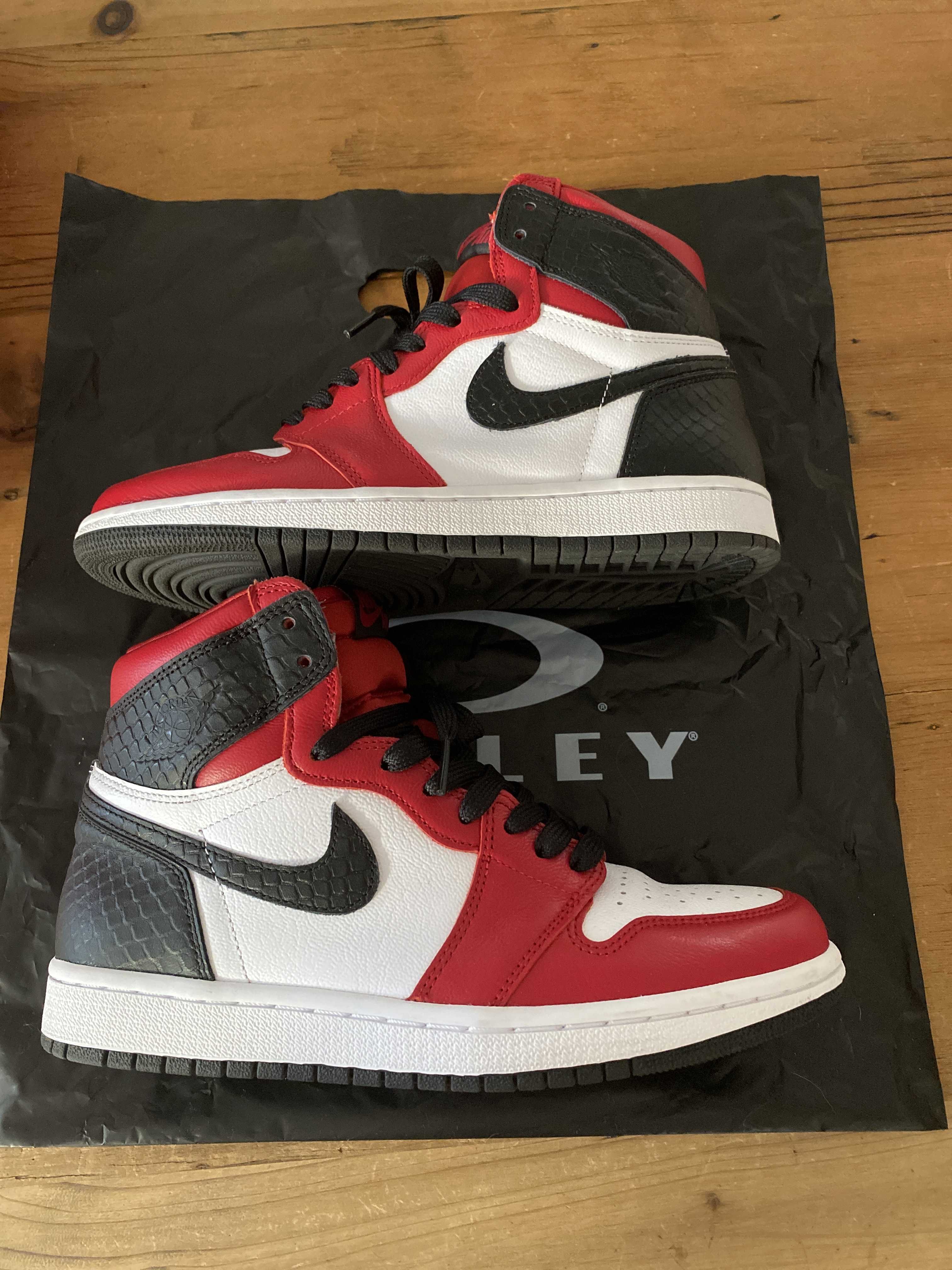 Nike Women's Air Jordan 1 High OG "Satin Red"