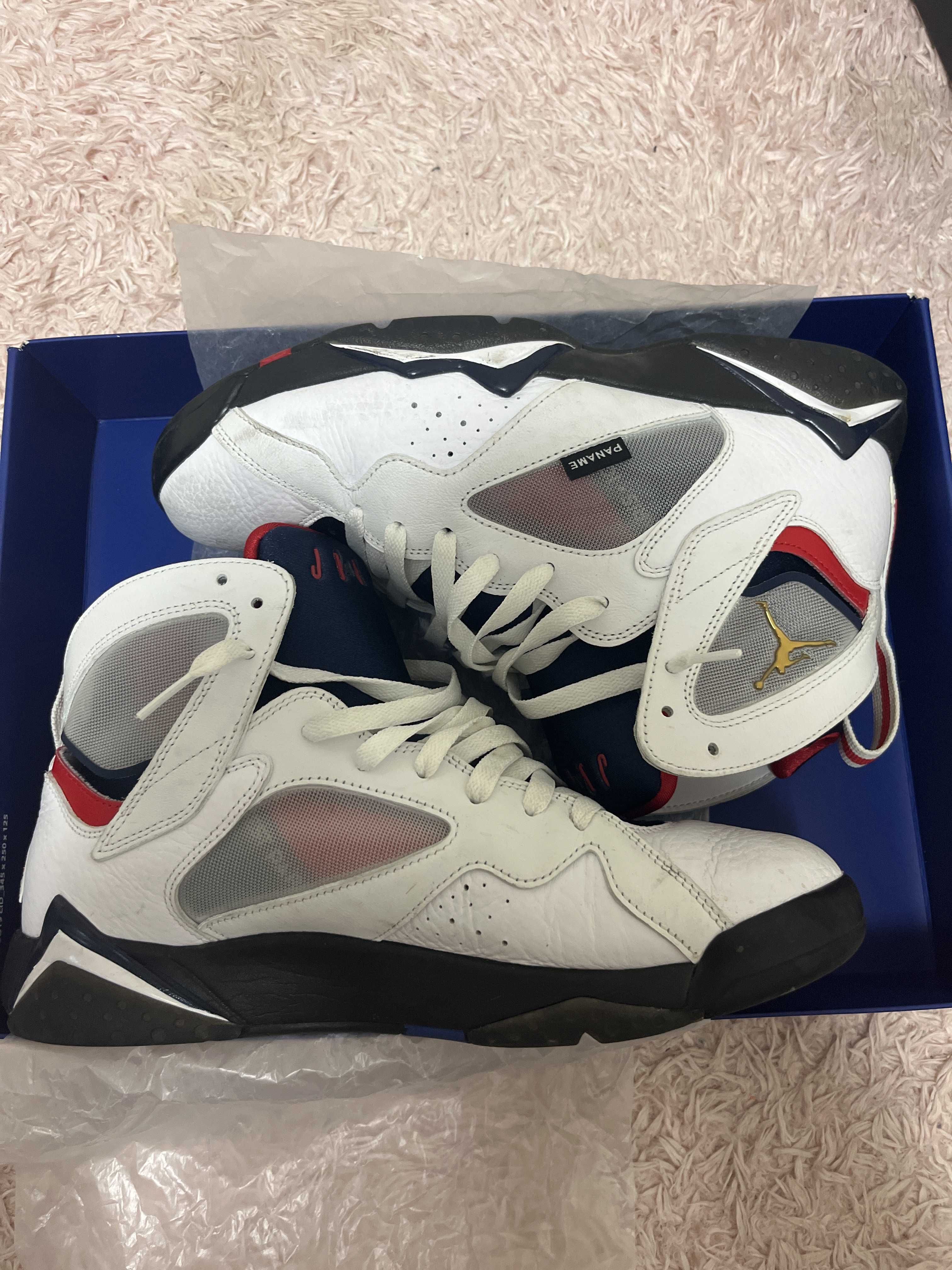 PSG × NIKE AIR JORDAN 7 RETRO "White"