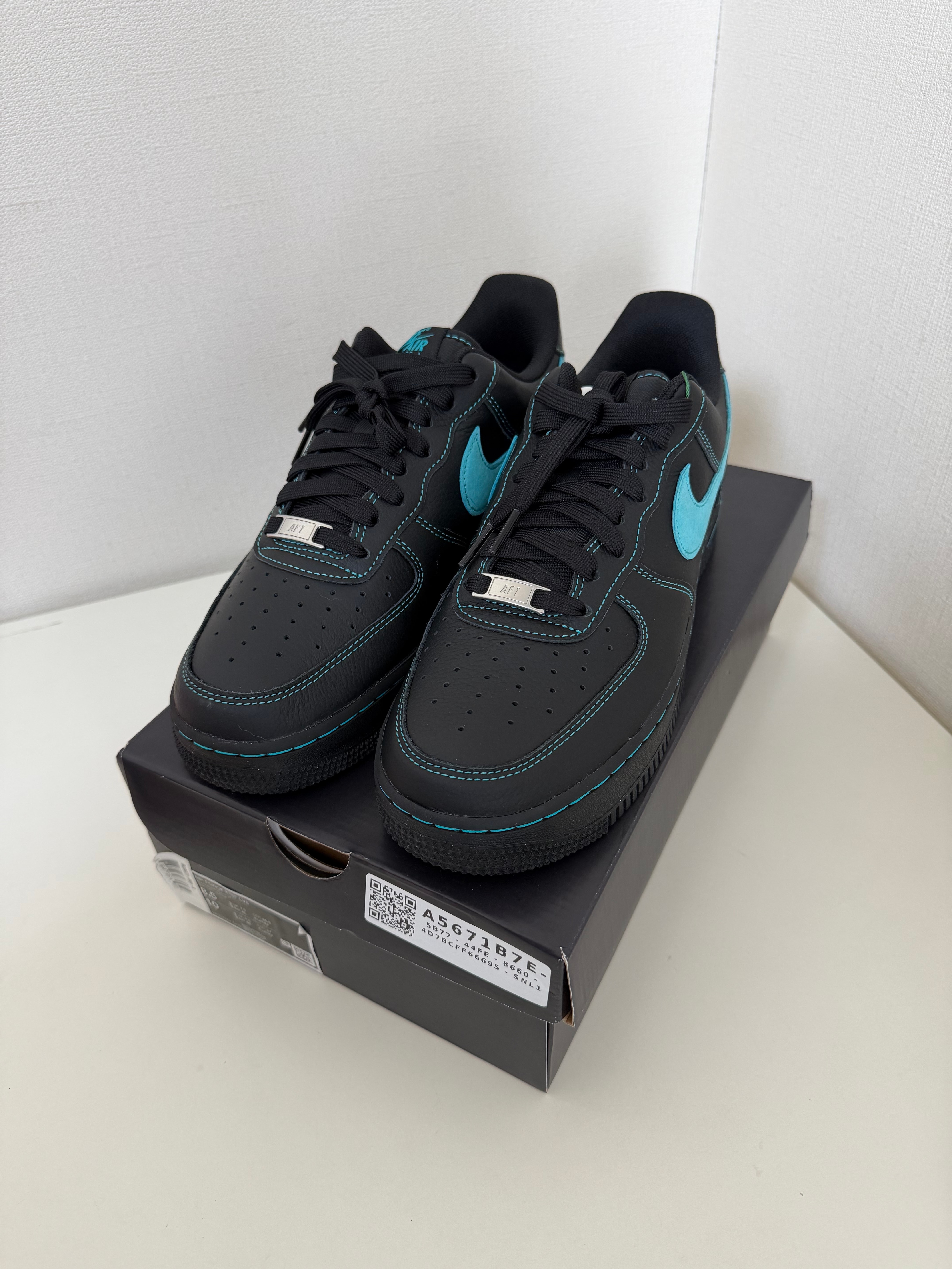 Nike Air Force 1 Low "Black Tiffany"