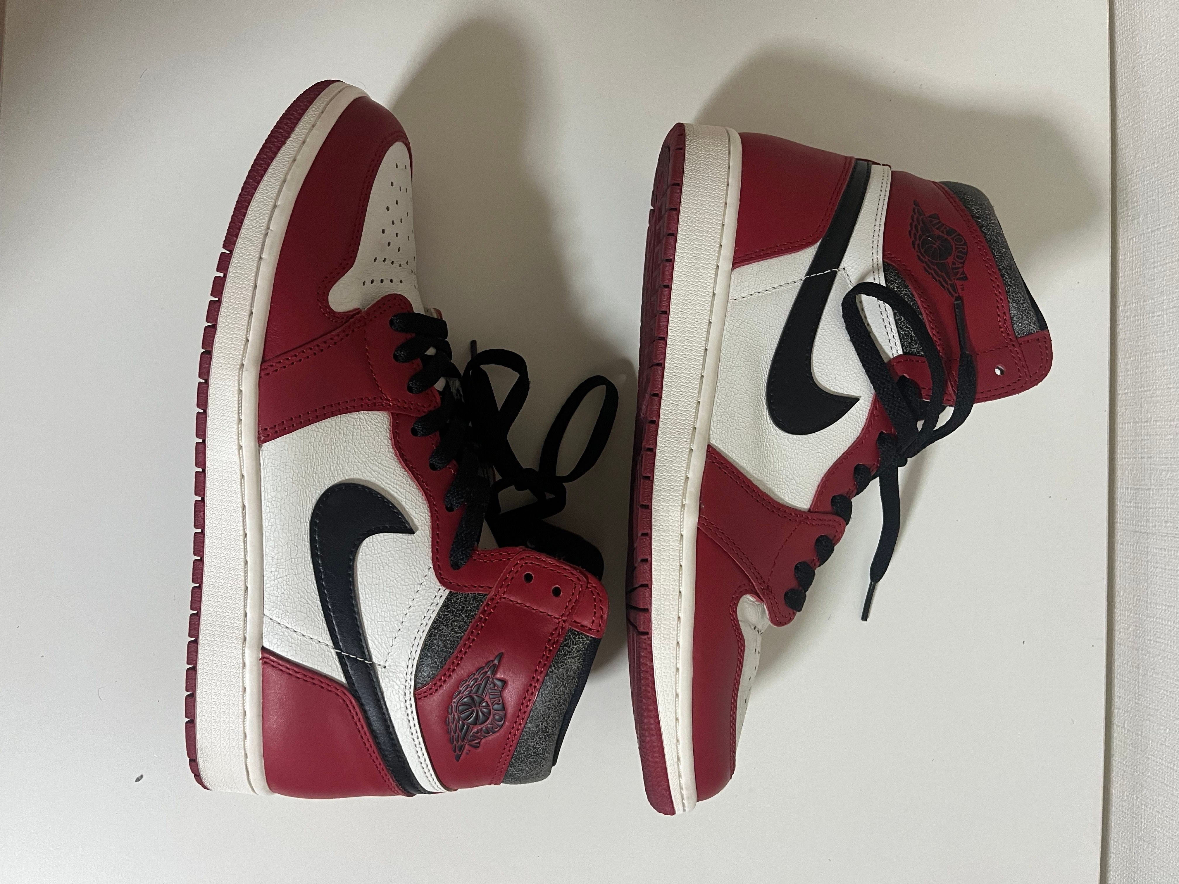 Nike Air Jordan 1 High OG "Lost & Found/Chicago"